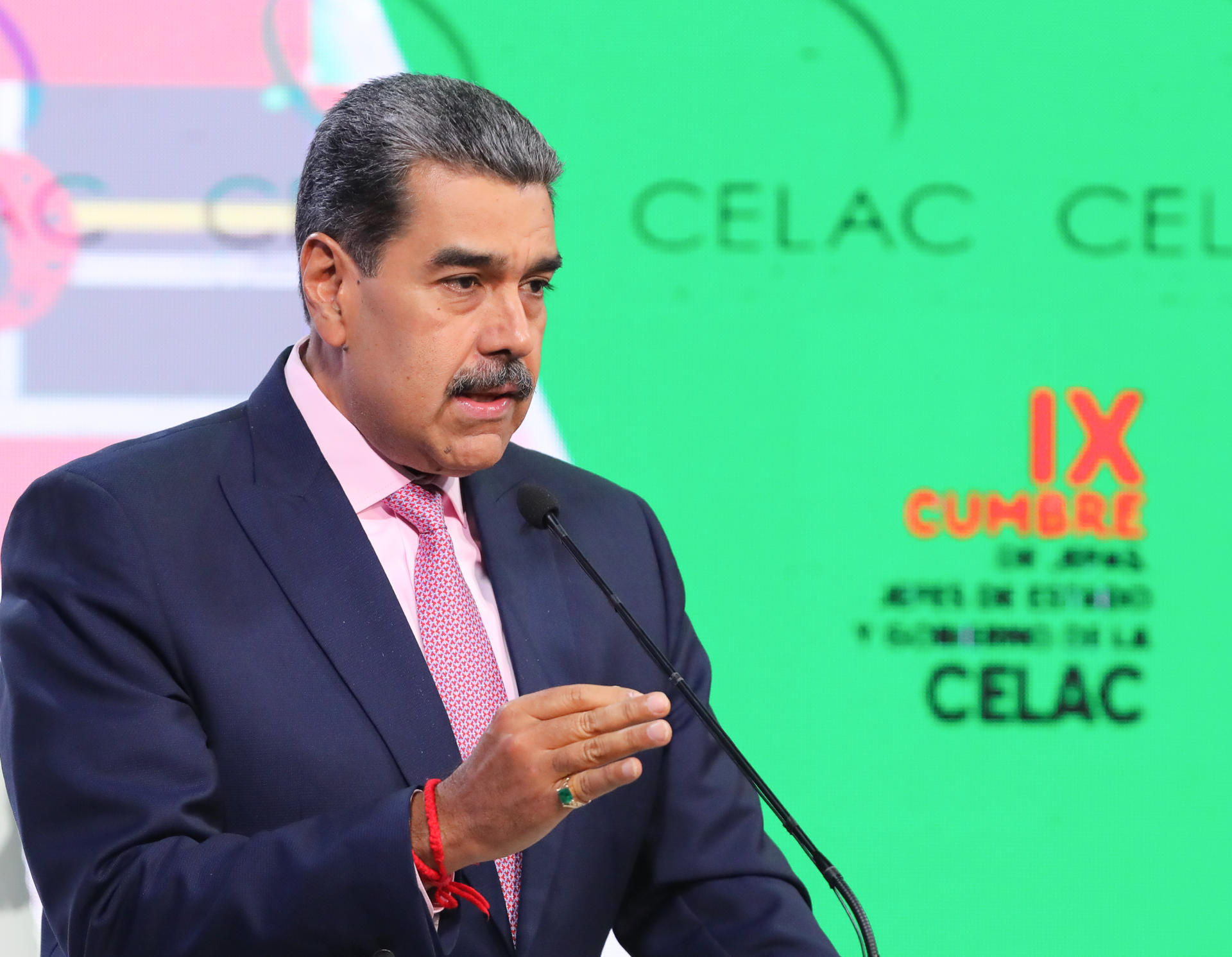 Fotografía cedida por Prensa del Palacio de Miraflores del líder chavista Nicolás Maduro hablando en Caracas (Venezuela). EFE/ Prensa Palacio de Miraflores /SOLO USO EDITORIAL/NO VENTAS/SOLO DISPONIBLE PARA ILUSTRAR LA NOTICIA QUE ACOMPAÑA (CRÉDITO OBLIGATORIO)