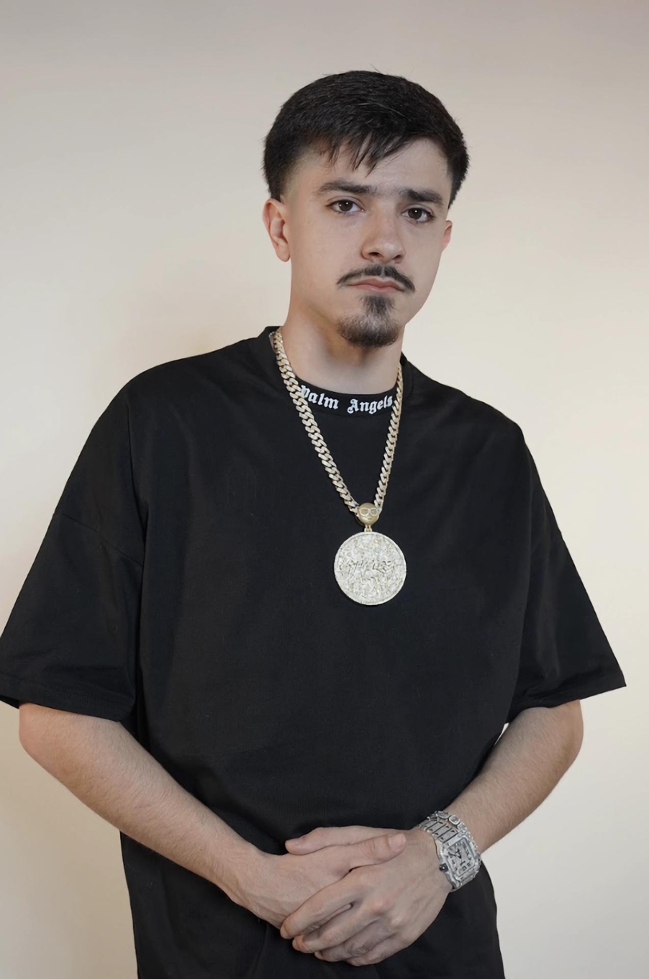 Fotografía cedida por Illis Media donde aparece el  joven cantautor mexicano-estadounidense Kane Rodríguez, una de las promesas del Regional Mexicano en Estados Unidos. EFE/Illis Media