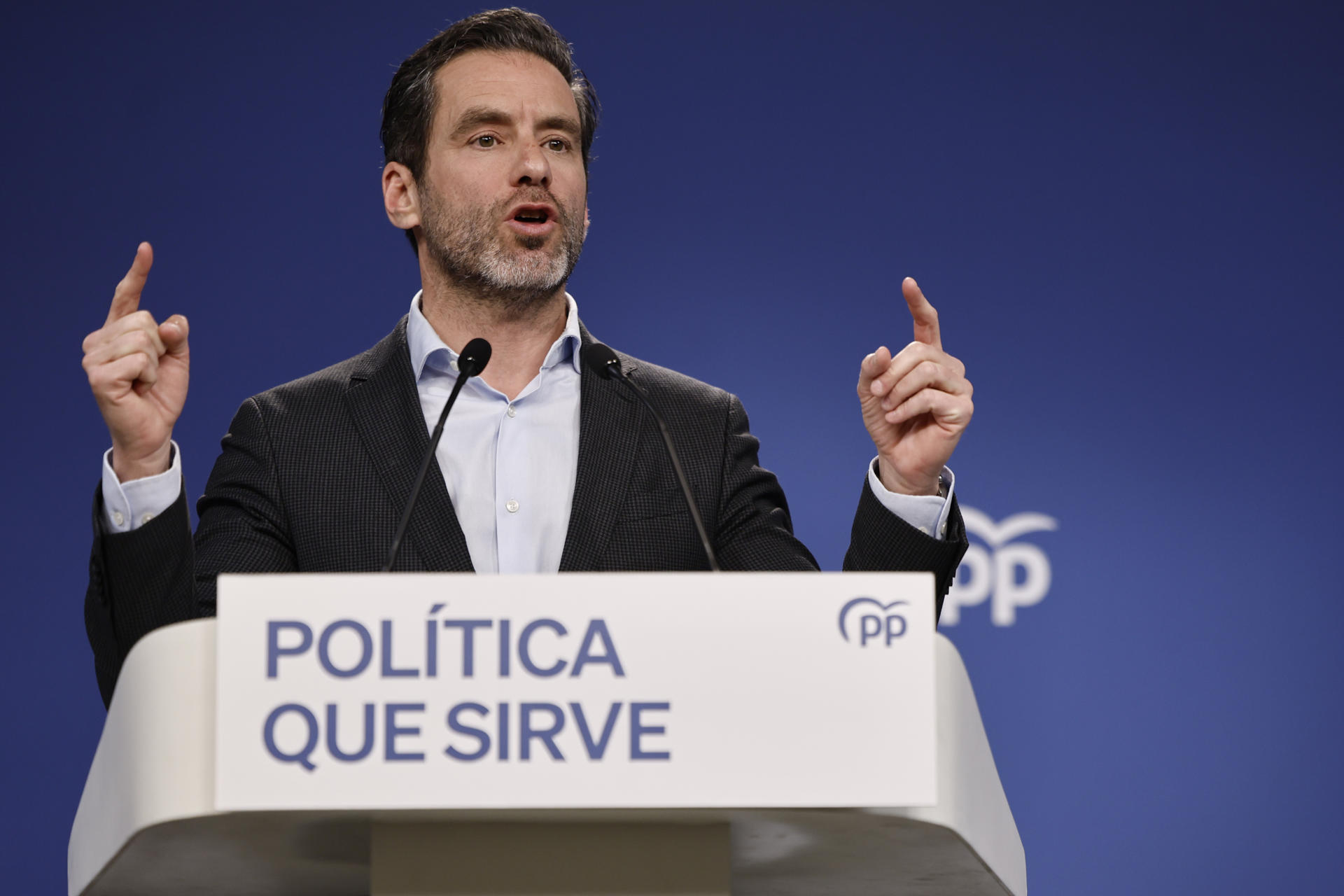 El portavoz del Partido Popular, Borja Sémper, durante la rueda de prensa este lunes tras la reunión del Comité de Dirección del Partido Popular en Madrid.-EFE/ Sergio Pérez