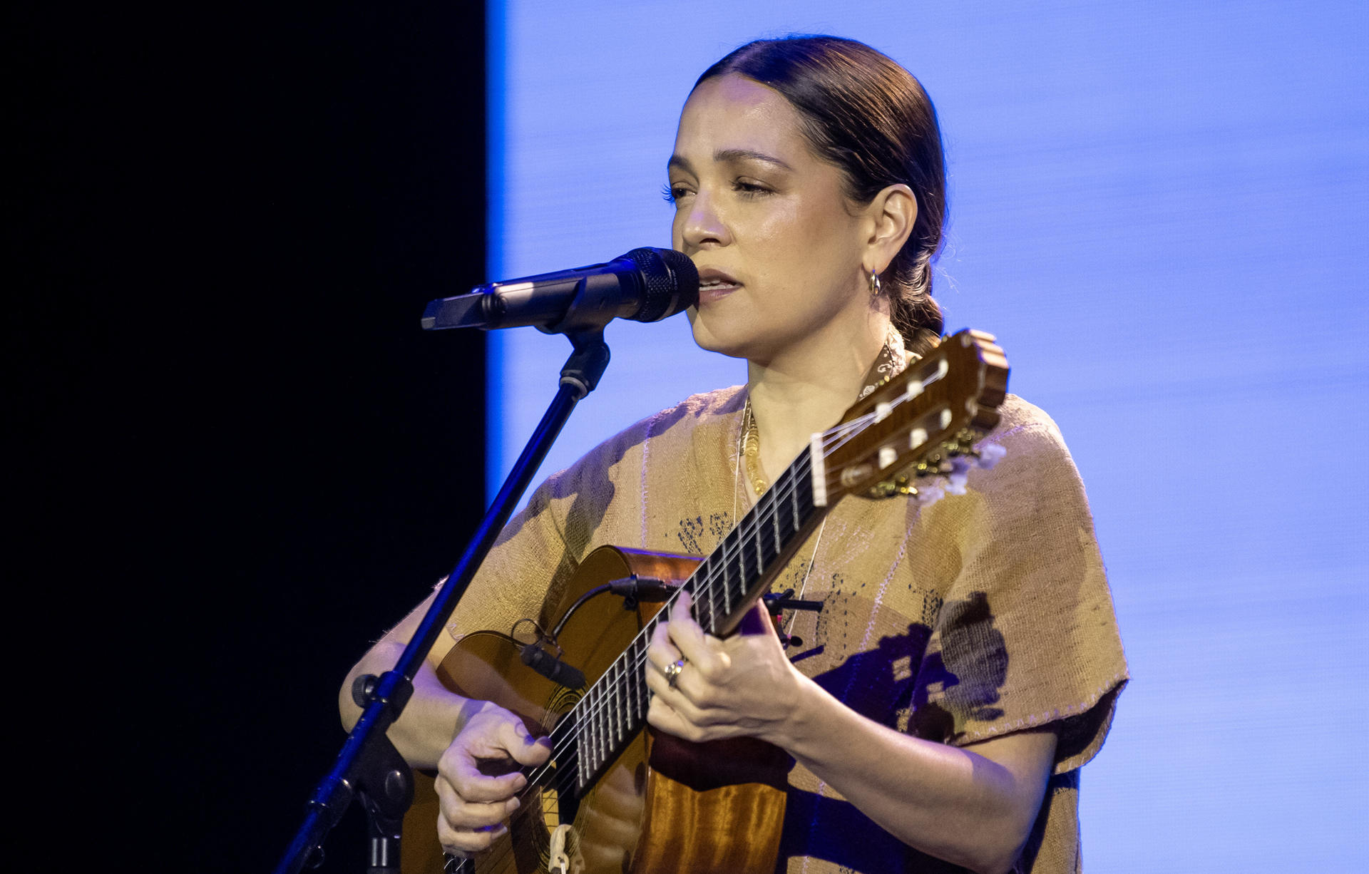 Imagen de archivo de la cantante mexicana Natalia Lafourcade. EFE/ Miguel Sierra