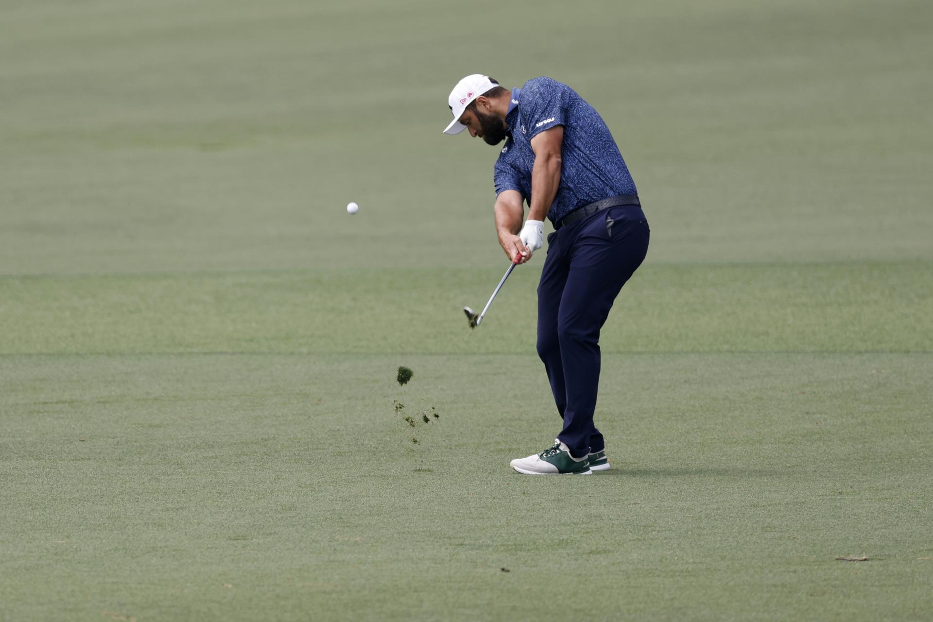 El español Jon Rahm, ganador del Masters en 2023, no pasó del tres sobre par y necesita remontar. EFE/EPA/CJ GUNTHER