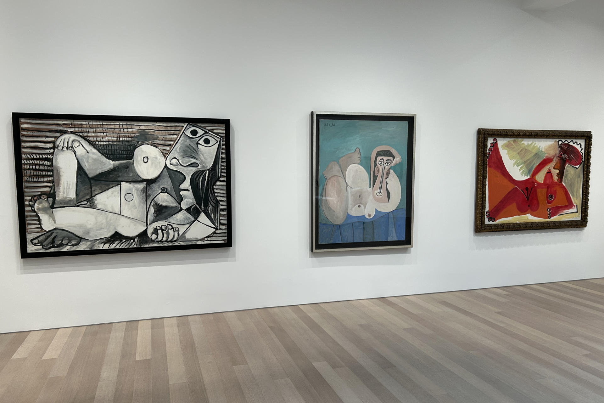 Fotografía de algunas obras del pintor y escultor español, Pablo Picasso, durante la exhibición 'Picasso tête-à-tête' este viernes, en la Galería Gagosian de Nueva York (Estados Unidos). EFE/ Javier Otazu