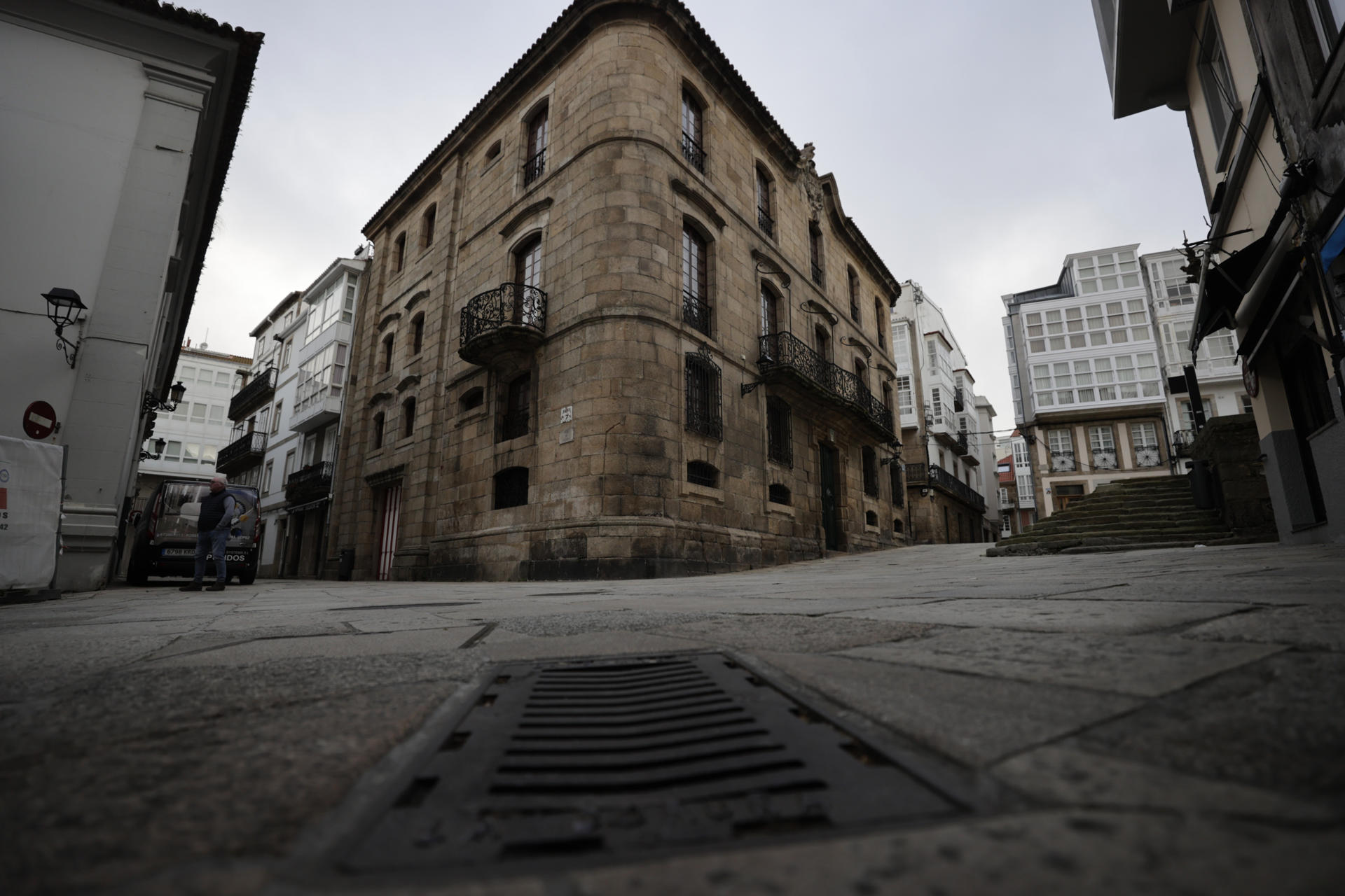 Imagen de archivo (29/02/2024) de la fachada de la Casa Cornide en A Coruña. EFE/ Cabalar