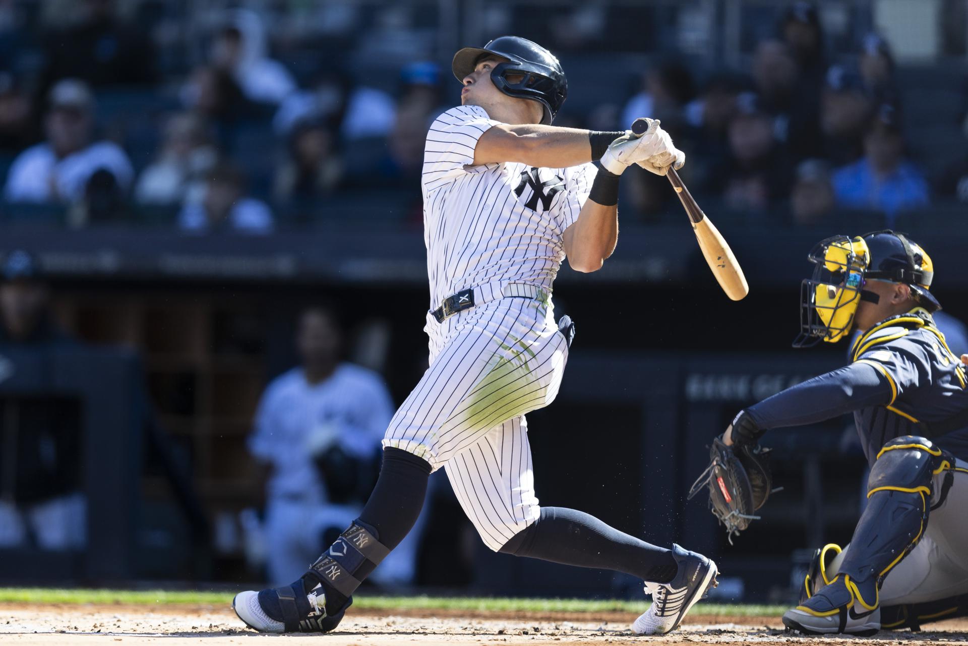 Anthony Volpe, de los Yankees, durante el partido del pasado día 27 de marzo ante los Brewers de Milwaukee. EFE/EPA/JUSTIN LANE