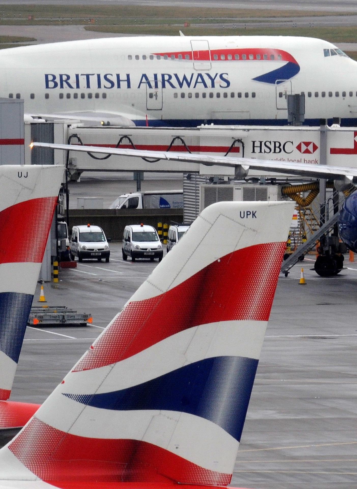 Imagen de archivo de aviones de la compañía inglesa British Airways. EFE/EPA/ANDY RAIN