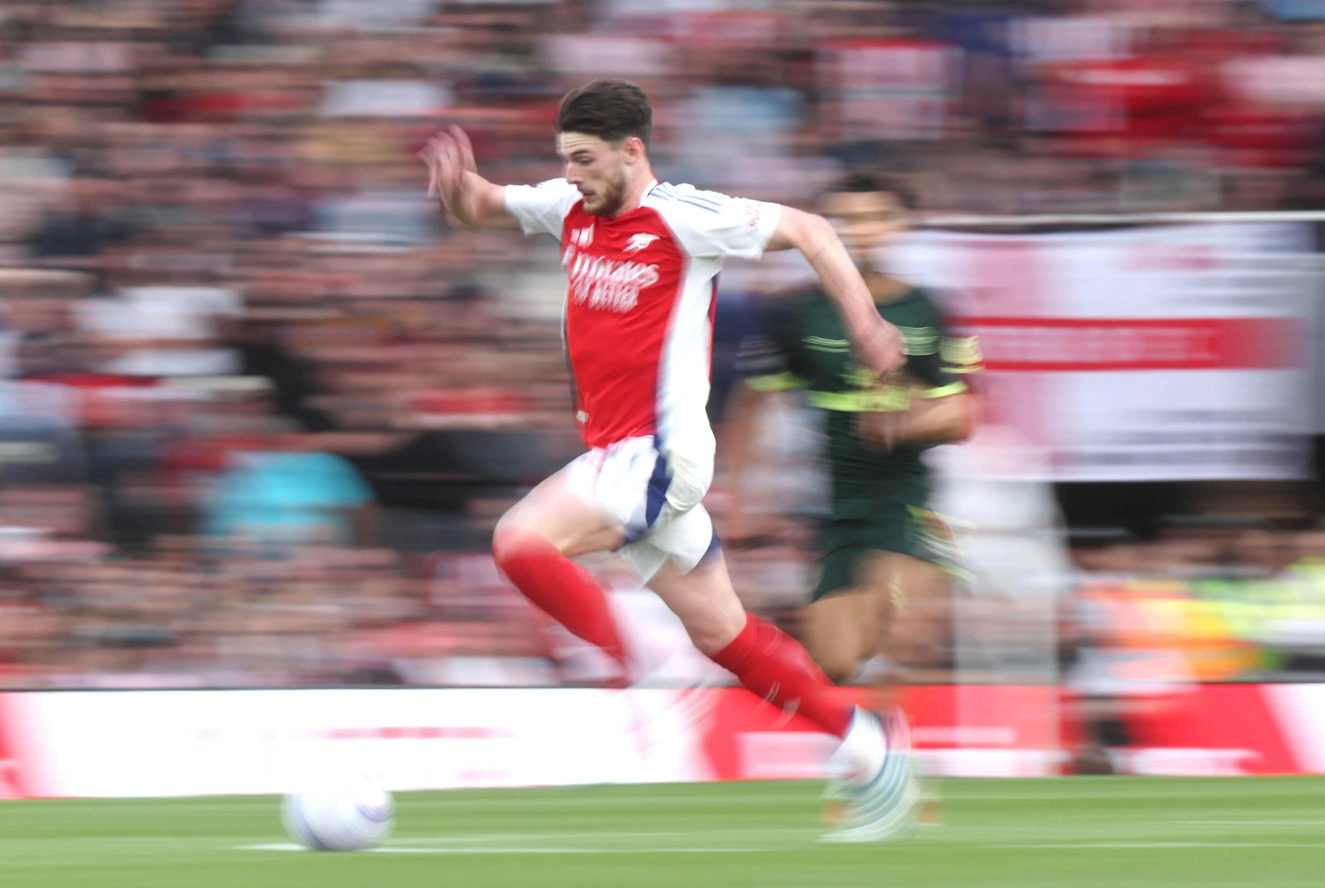 Declan Rice, en una acción del partido. EFE/EPA/NEIL HALL.