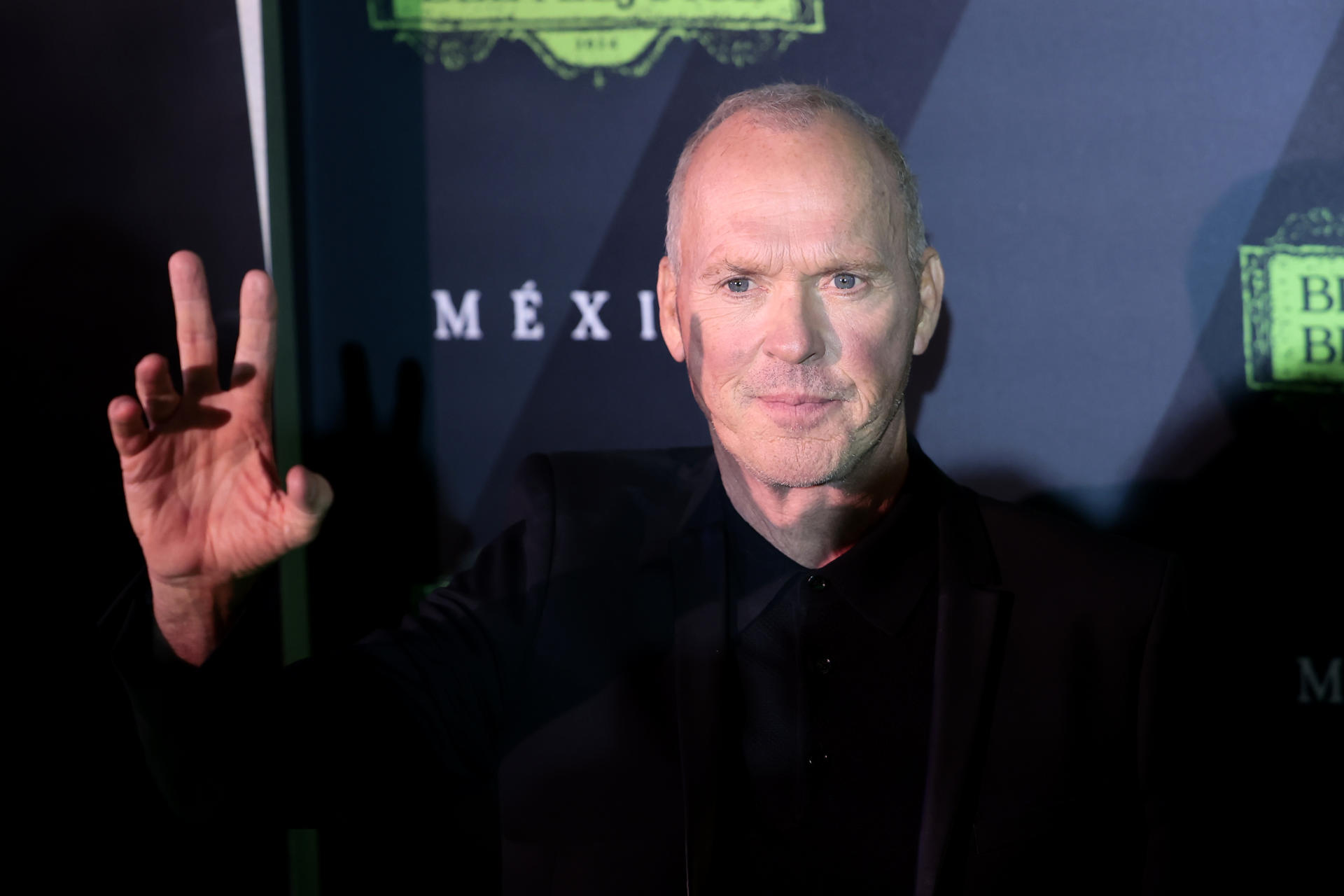 Fotografía de archivo, tomada el pasado 14 de agosto, del actor estadounidense Michael Keaton, en Ciudad de México. EFE/José Méndez