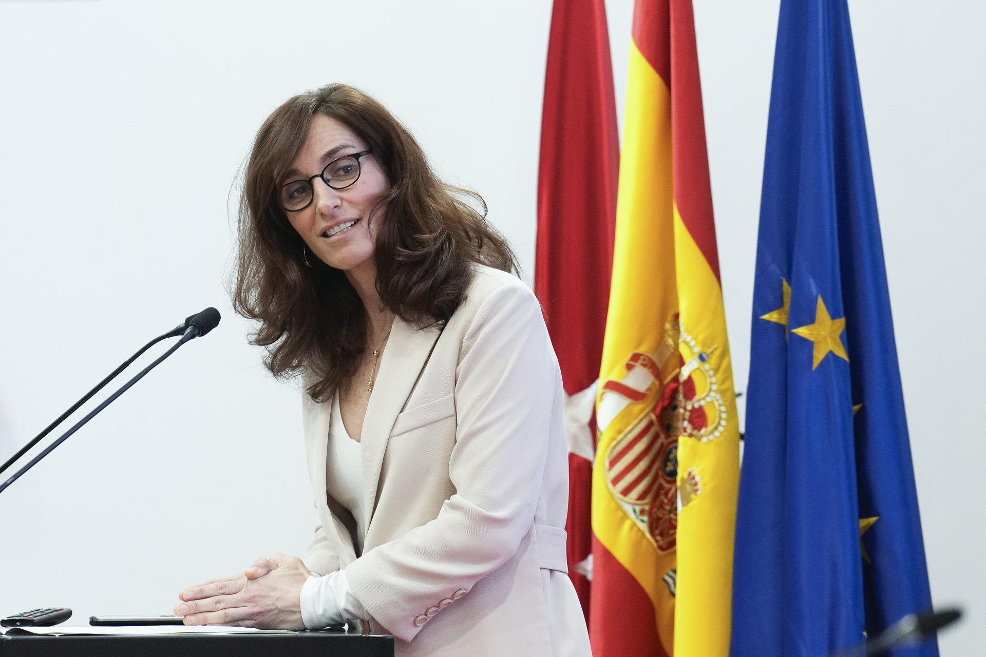 La ministra de Sanidad, Mónica García, en un acto el pasado mes de marzo. EFE/ Borja Sanchez-Trillo