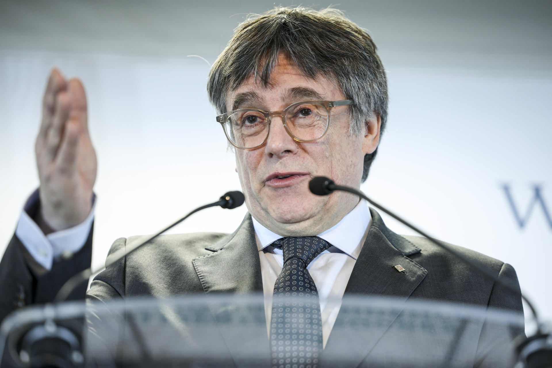 El presidente de JxCat, Carles Puigdemont, durante una rueda de prensa. EFE/Pablo Garrigós