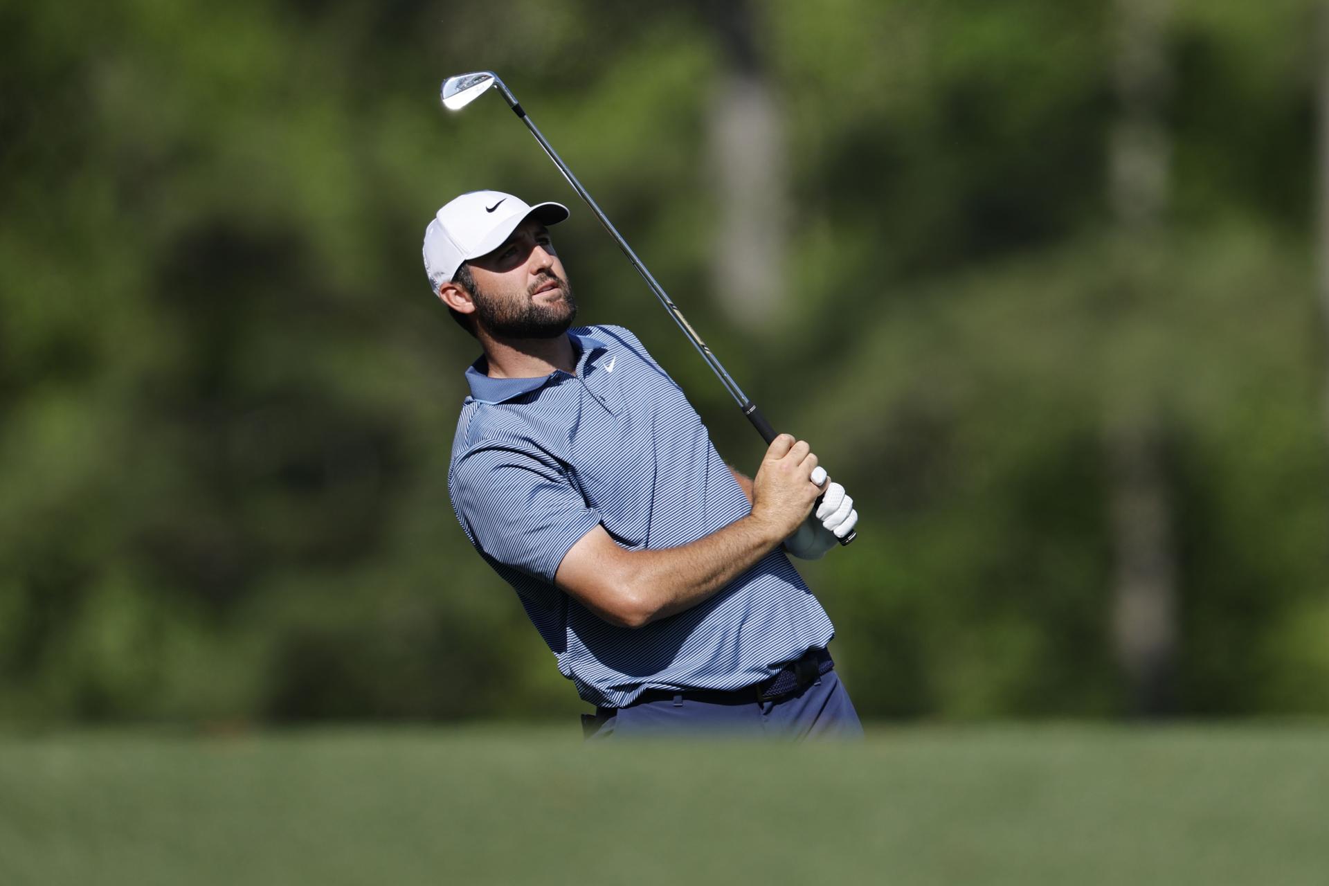 El golfista estadounidense Scottie Schefflier participa en el Masters de Augusta. EFE/ERIK S. LESSER
