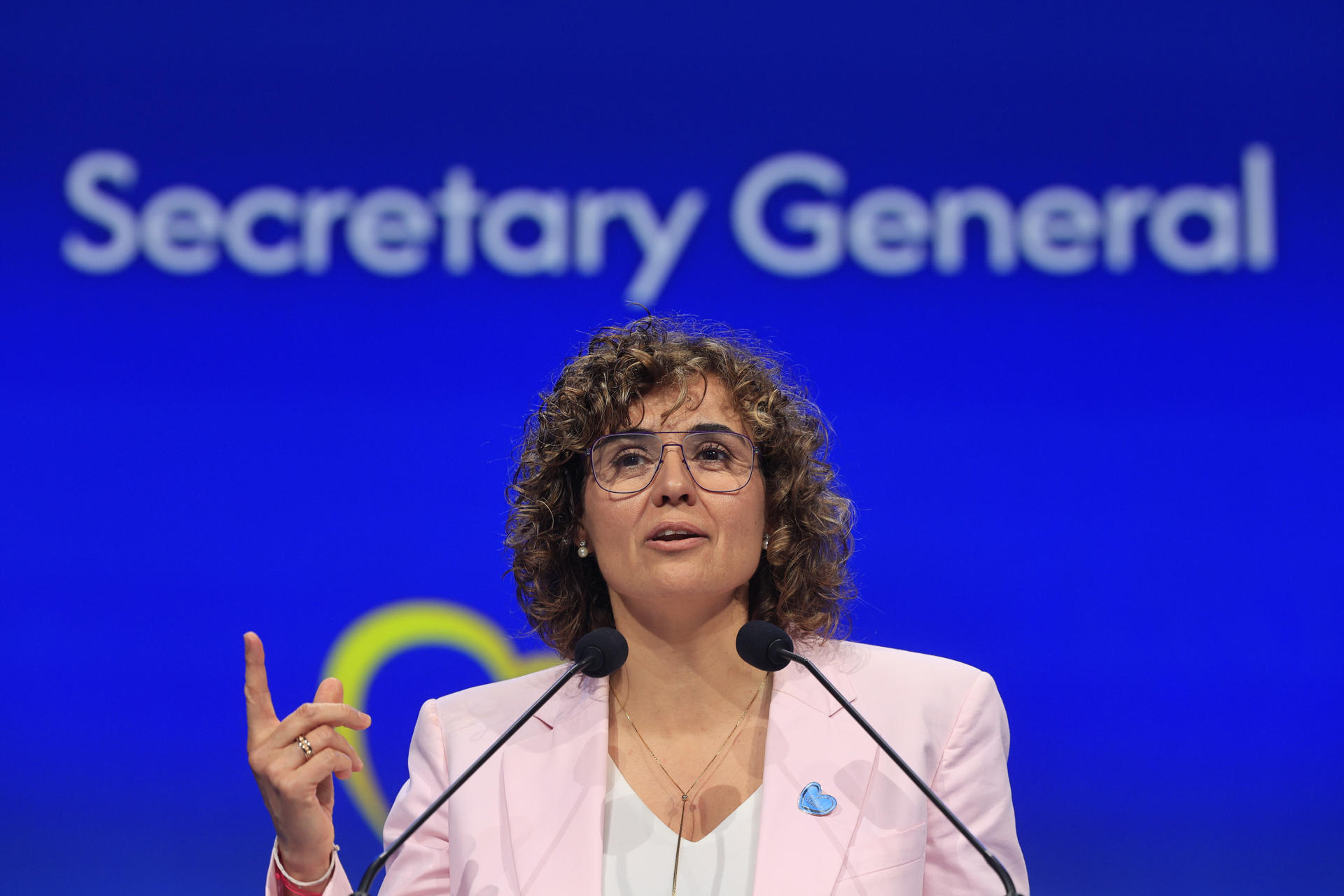 La secretaria general del PPE, la eurodiputada Dolors Montserrat, habla durante el segundo día del congreso anual del Partido Popular Europeo (PPE) celebrado en Valencia, España, el 30 de abril de 2025. EFE/Kai Foersterling 
```