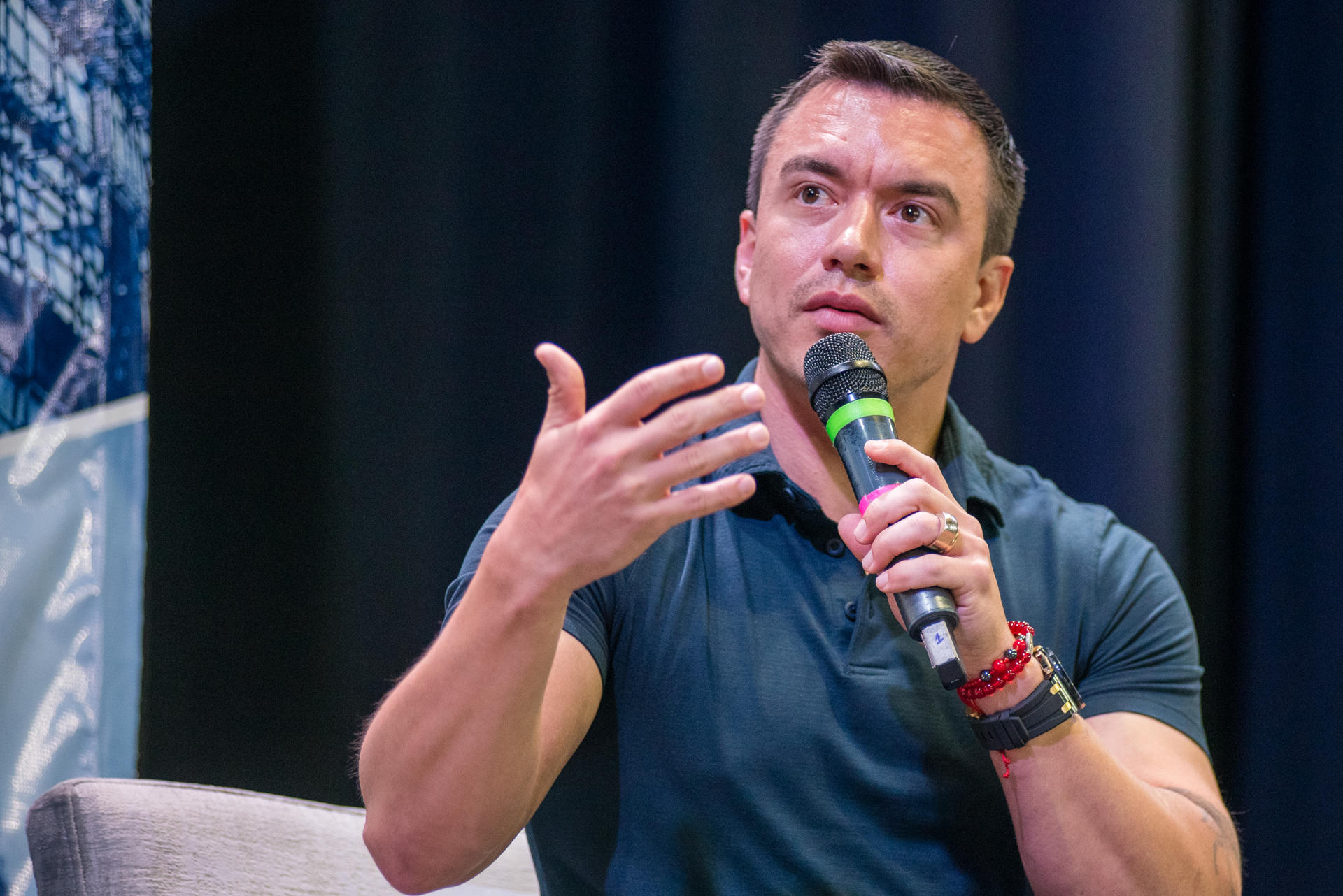 Fotografía del 28 de marzo de 2025 del presidente de Ecuador, Daniel Noboa, hablando durante un evento en Guayaquil (Ecuador). EFE/ Mauricio Torres