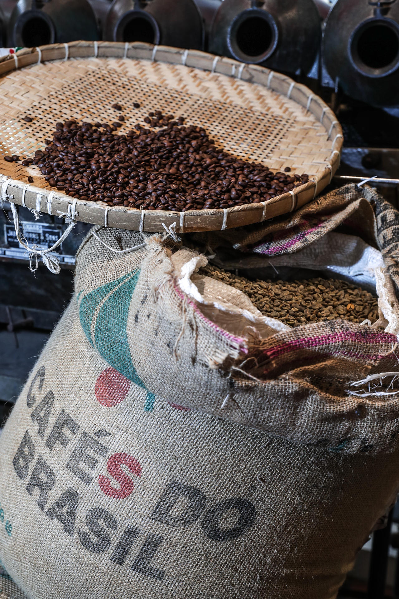 Fotografía de archivo que muestra granos de café arábica en Río de Janeiro (Brasil). EFE/ André Coelho