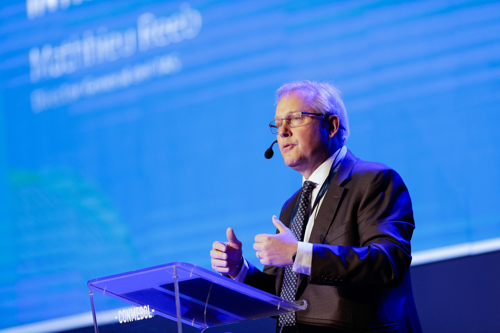 El director general del Tribunal de Arbitraje Deportivo (TAS), Matthieu Reeb, habla durante la inauguración del Primer Seminario Sudamericano TAS. EFE/Juan Pablo Pino