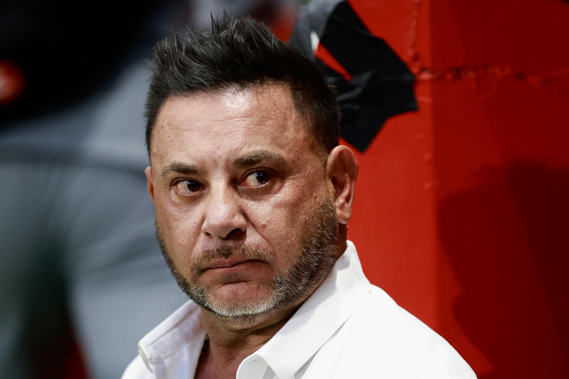 El argentino Antonio Mohamed, en un momento del partido contra Cruz Azul. EFE/ Felipe Gutiérrez