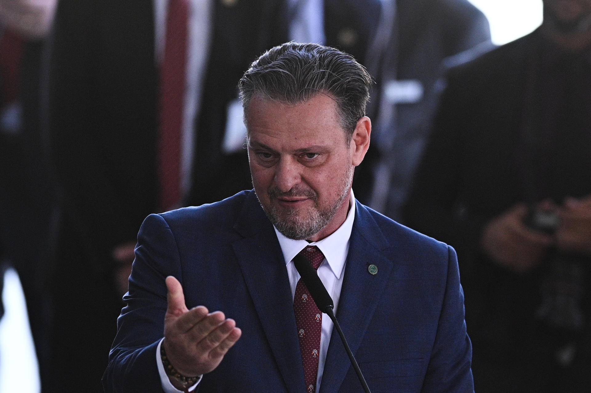 Fotografía de archivo del ministro de Agricultura y Ganadería de Brasil, Carlos Fávaro, en el Palacio de Planalto, en Brasilia (Brasil). EFE/André Borges