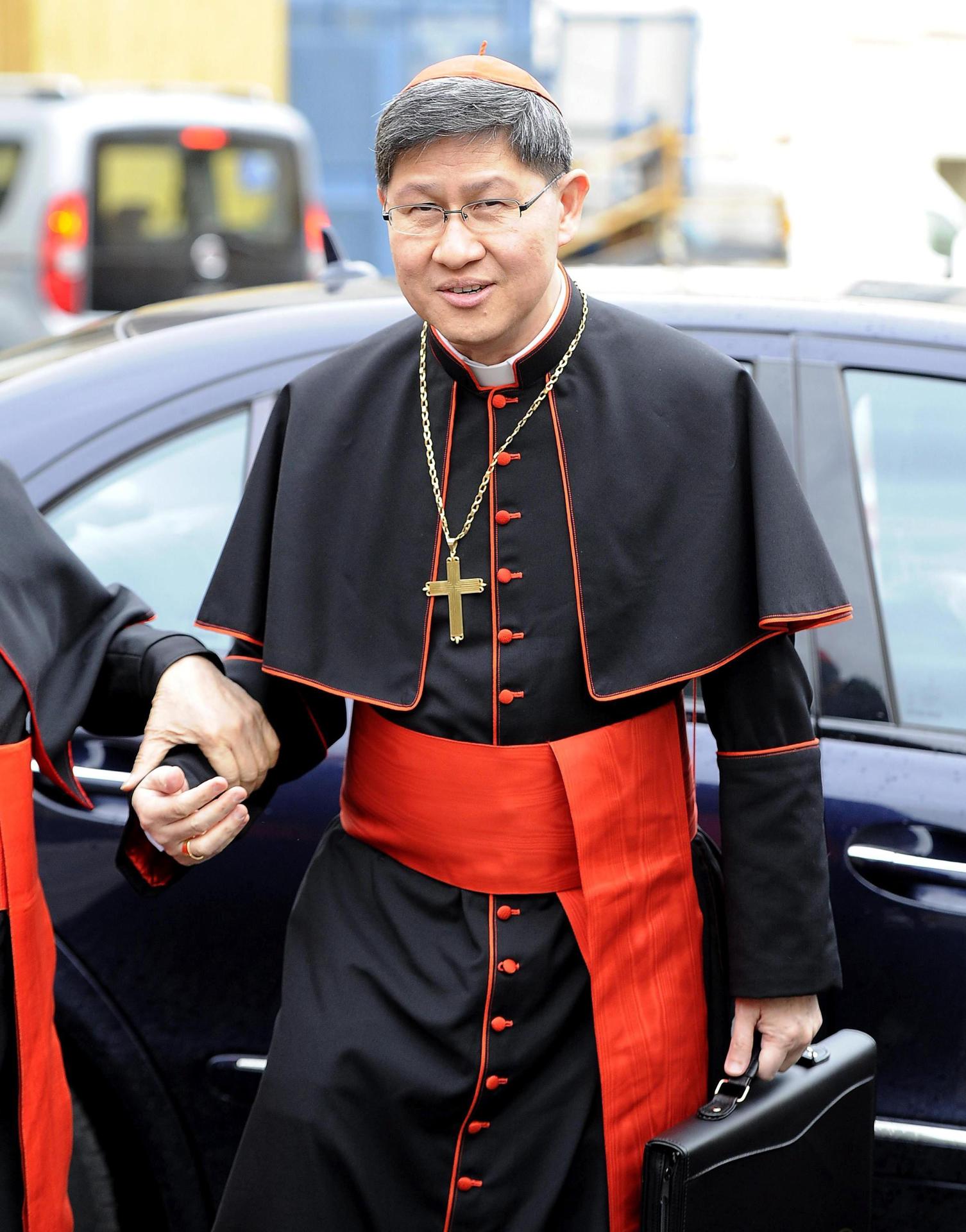 Imagen de archivo del cardenal filipino Luis Antonio Tagle, cuyo nombre se baraja como uno de los favoritos para suceder como papa a Francisco. EFE/ Maurizio Brambatti