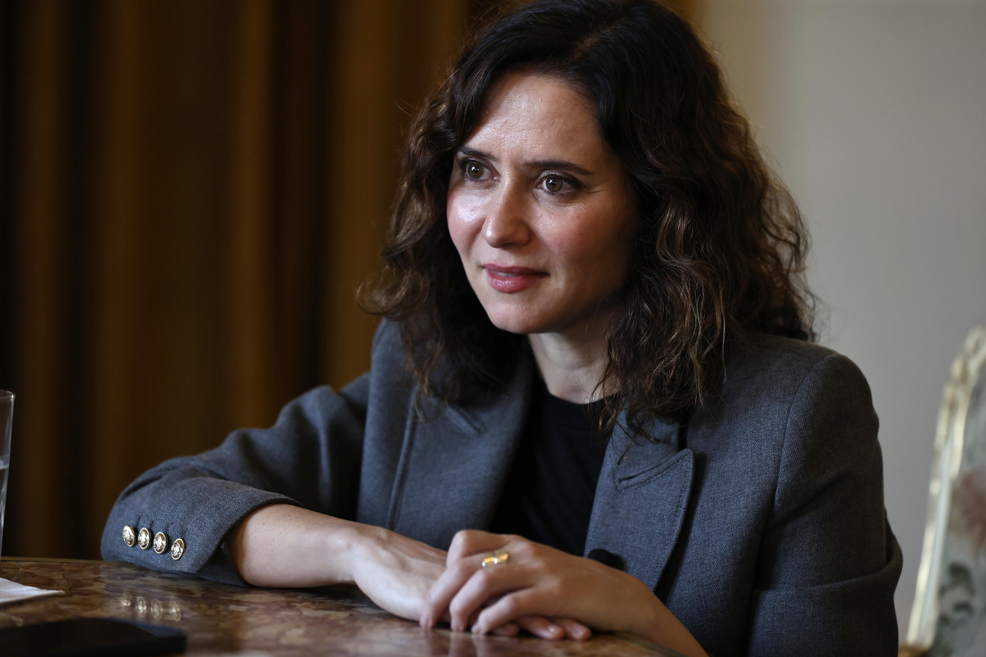 La presidenta de la Comunidad de Madrid, Isabel Díaz Ayuso, asiste a un evento este miércoles, en Quito (Ecuador). EFE/ José Jacome