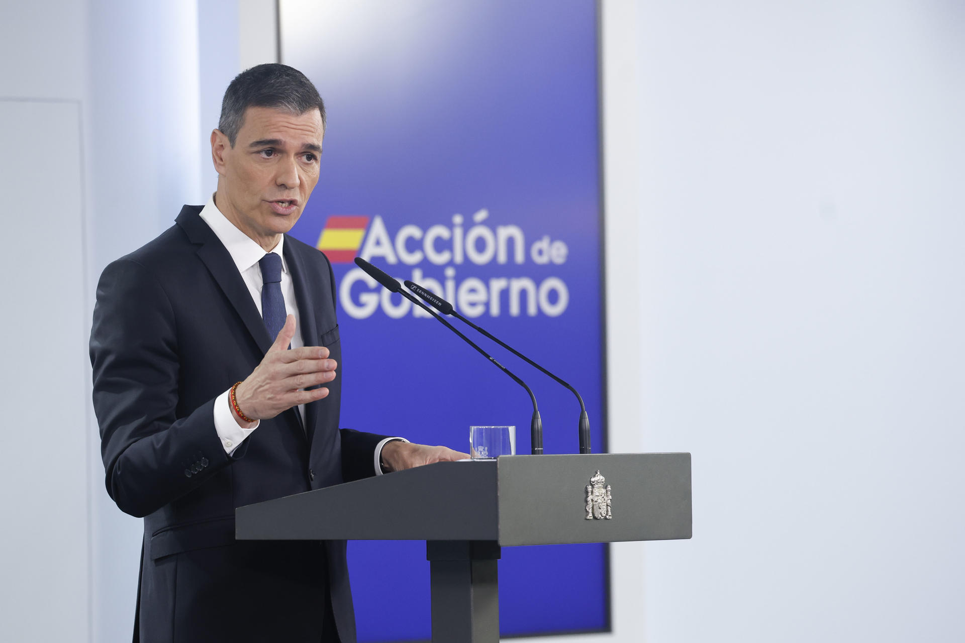 El presidente del Gobierno, Pedro Sánchez, durante su comparecencia tras el Consejo de Ministros de este martes. EFE/Javier Lizón