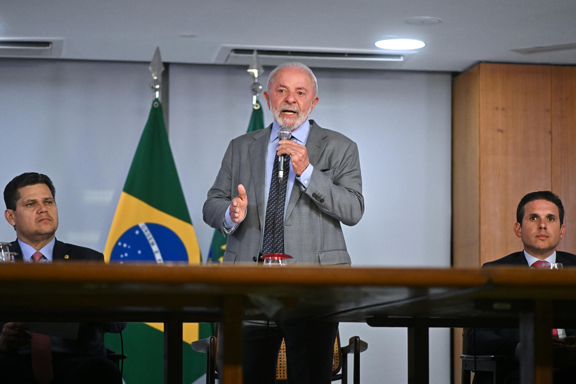 El presidente de Brasil, Luiz Inácio Lula da Silva (c). EFE/ Andre Borges