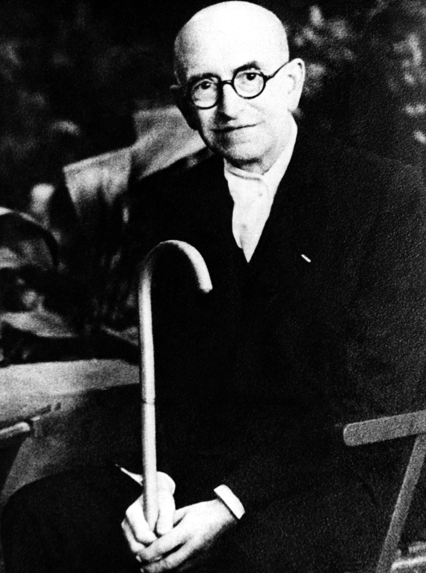 Retrato de archivo (Alta Gracia, Argentina: 14-11-1946) del compositor Manuel de Falla, en su residencia de Alta Gracia, donde emigró en 1939. EFE/Keystone