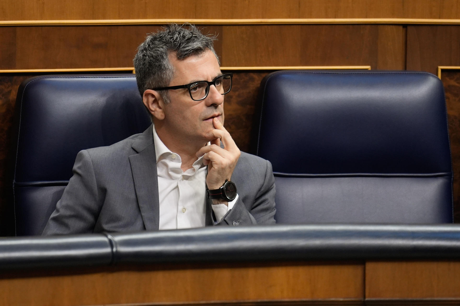El ministro de Justicia, Félix Bolaños, en el Congreso de los Diputados. EFE/ Borja Sanchez-Trillo