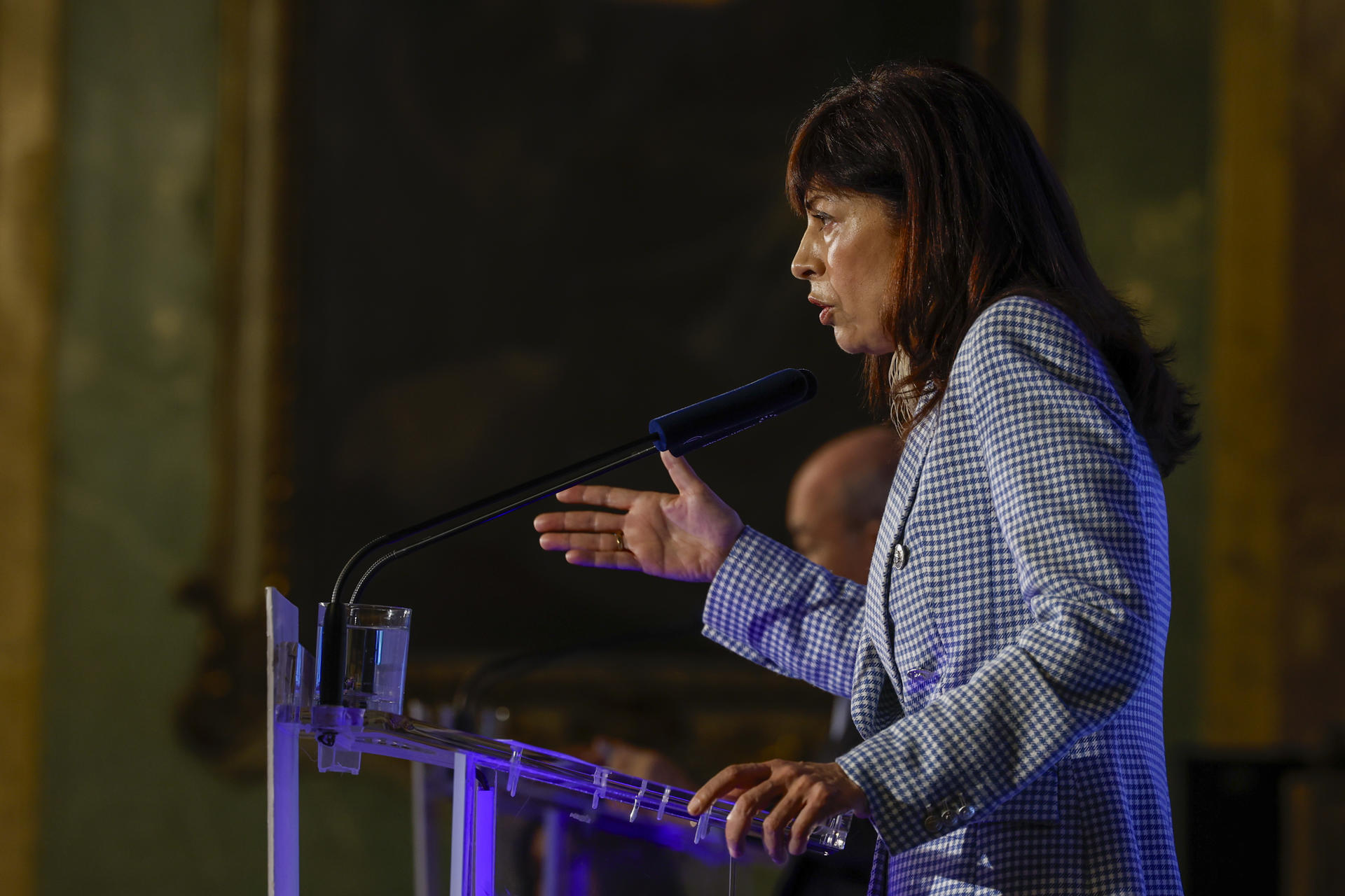 La ministra de Igualdad, Ana Redondo, durante su intervención en un desayuno informativo de Nueva Economía Fórum este jueves en Madrid. EFE/  J.J. Guillén