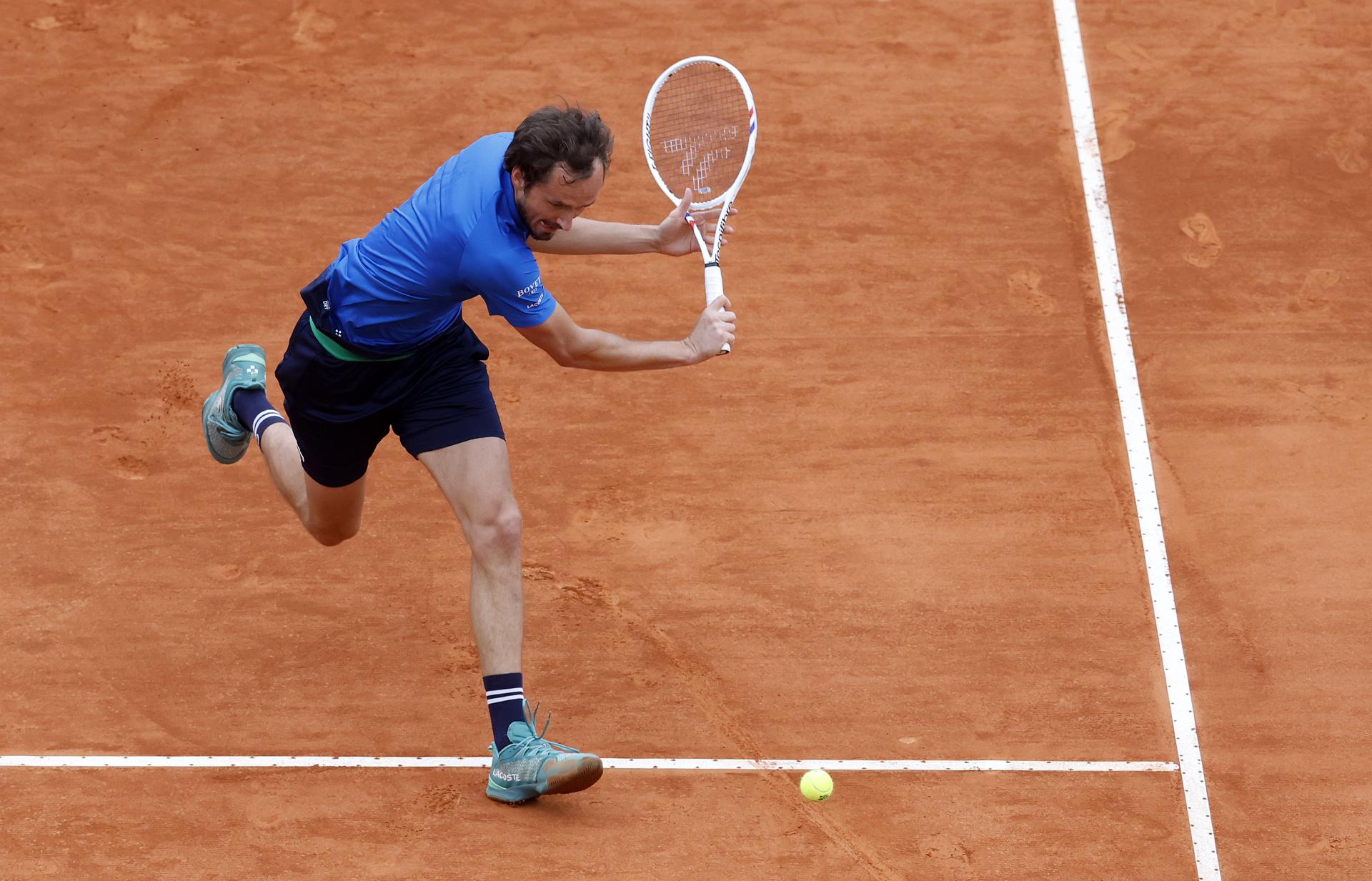 El ruso Daniil Medvedev, noveno favorito, en Montecarlo. EFE/EPA/SEBASTIEN NOGIER