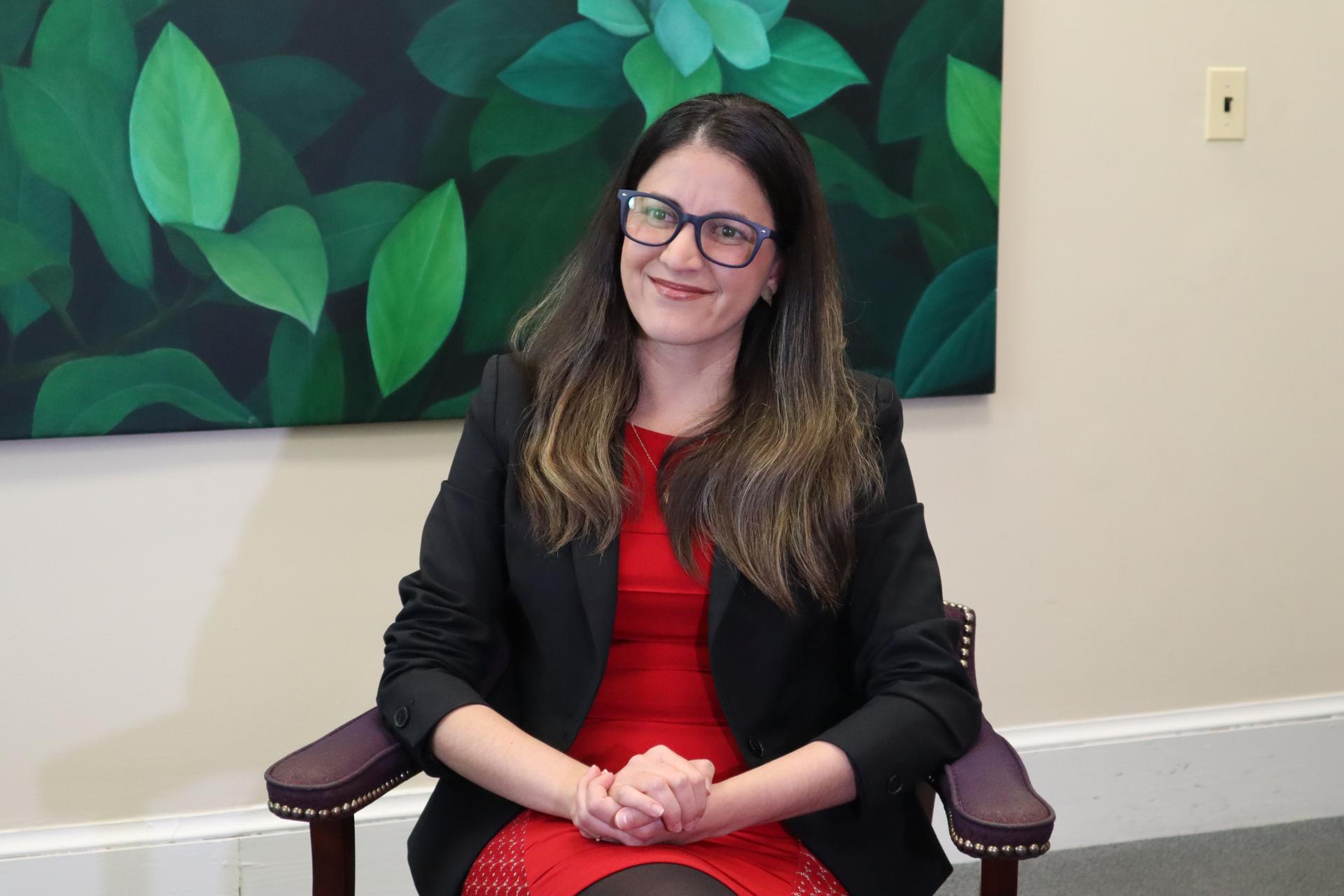 La candidata de Estados Unidos a la Comisión Interamericana de Derechos Humanos (CIDH), Rosa María Payá, sonríe durante una entrevista con EFE este miércoles, en la sede de la Organización de Estados Americanos (OEA), en Washington (Estados Unidos). EFE/Octavio Guzmán