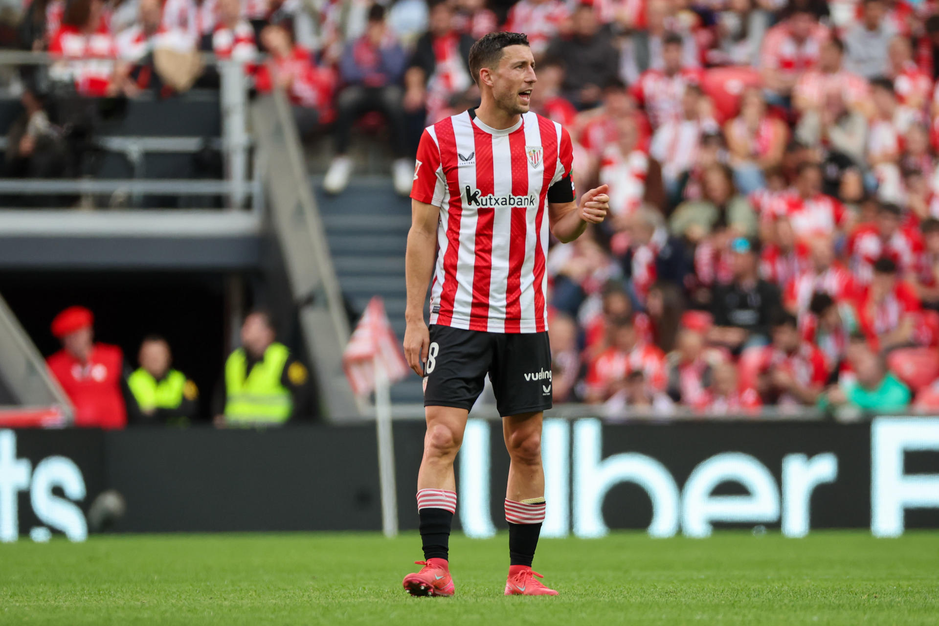 Oscar de Marcos se convertirá, si juega el jueves contra el Manchester United, en el jugador con más partidos en competiciones internacionales del Athletic Club (76). EFE/ Luis Tejido