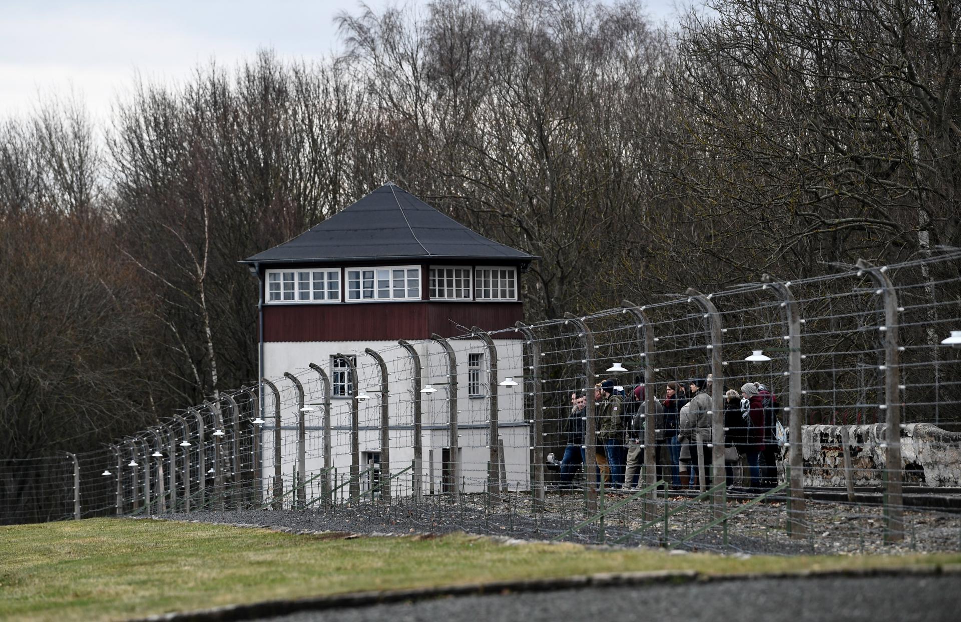 Torre de vigilancia del campo de concentración nazi de Buchenwald. EPA/FILIP SINGER
