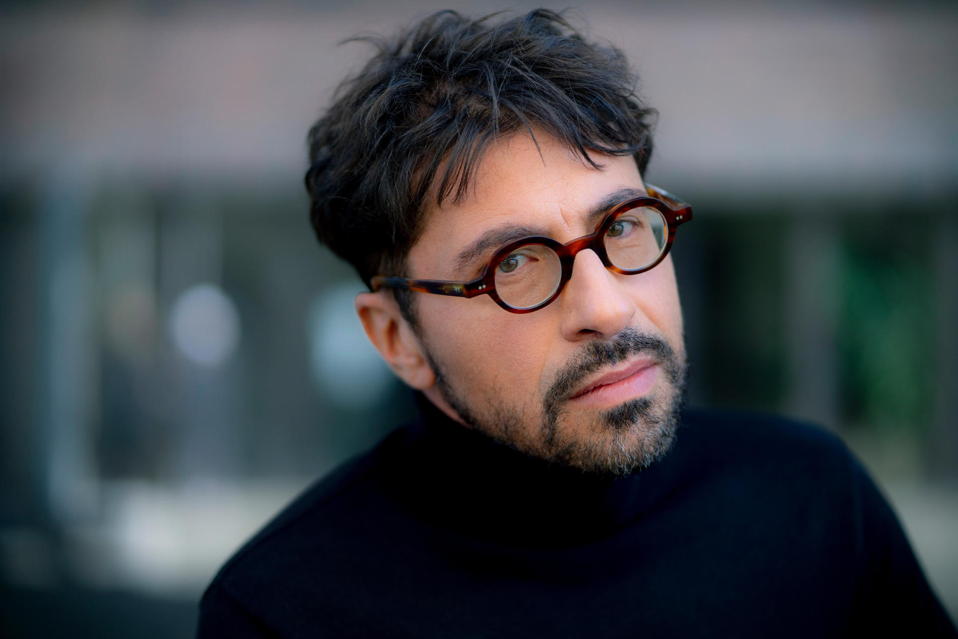 El compositor italiano Francesco Filidei ha creado para La Scala de Milán una versión operística de 'El nombre de la rosa' que promete una pieza "colosal" que revivirá las intrigas de la fría abadía recreada por Umberto Eco: "Hemos seguido la trama al máximo", avanza a EFE. EFE/Teatro de La Scala de Milán / SOLO USO EDITORIAL/SOLO DISPONIBLE PARA ILUSTRAR LA NOTICIA QUE ACOMPAÑA (CRÉDITO OBLIGATORIO)