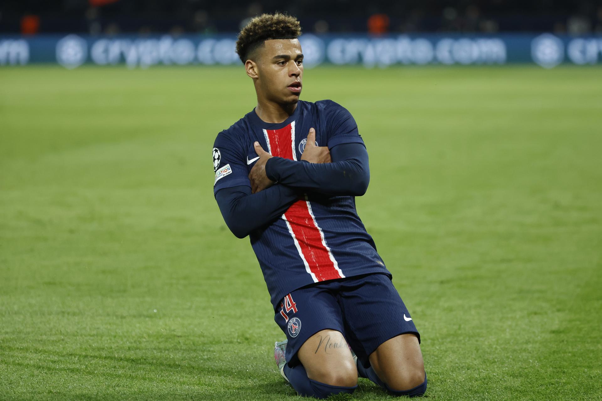 El jugador del PSG Desire Doue celebra el 1-1 durante el partido de ida de cuartos de la UEFA Champions League que han jugado Paris Saint-Germain y Aston Villa, en París, Francia. EFE/EPA/MOHAMMED BADRA