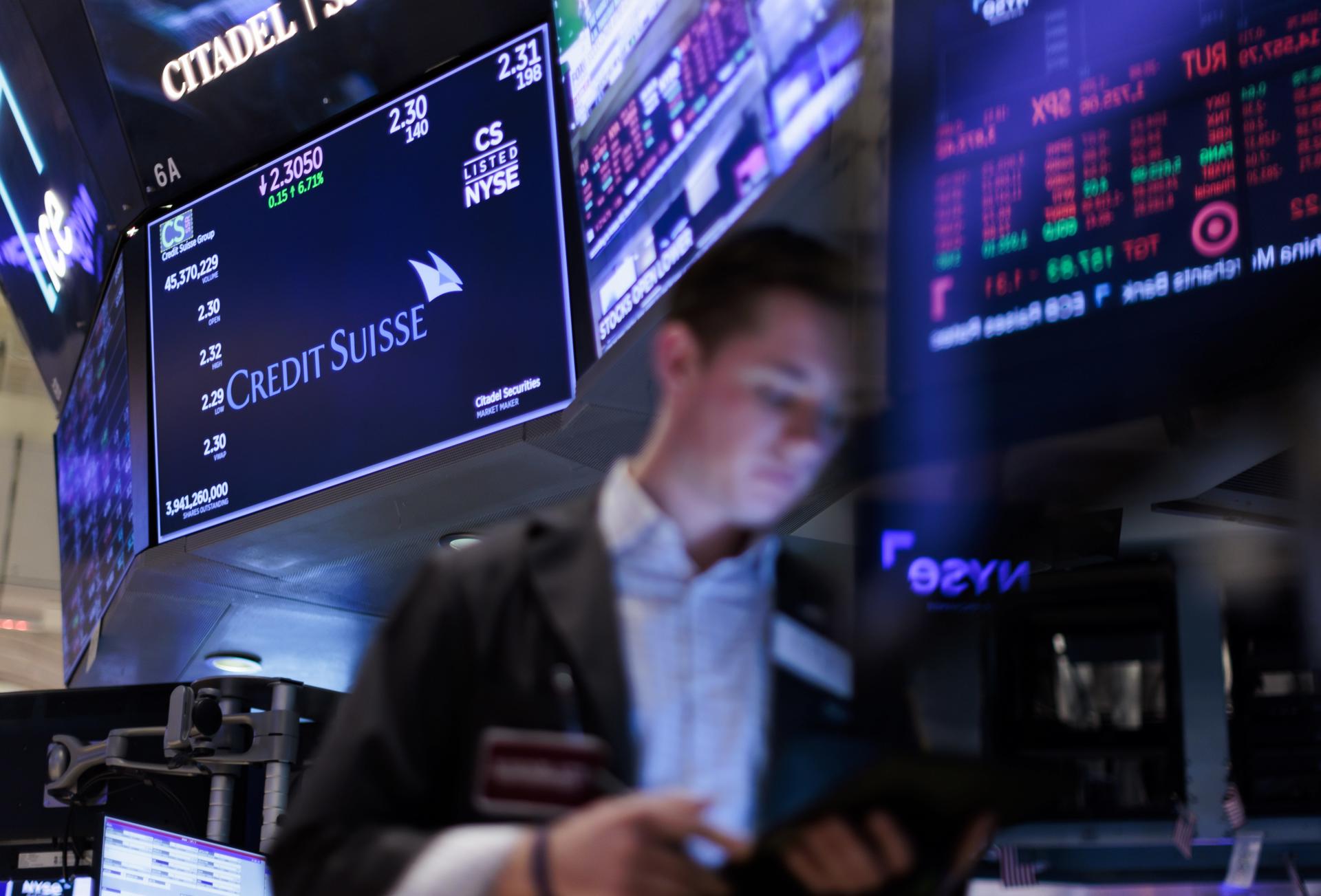 Fotografía de archivo que muestra una pantalla con información sobre el precio de las acciones en la bolsa de Nueva York (EE.UU.). EFE/JUSTIN LANE