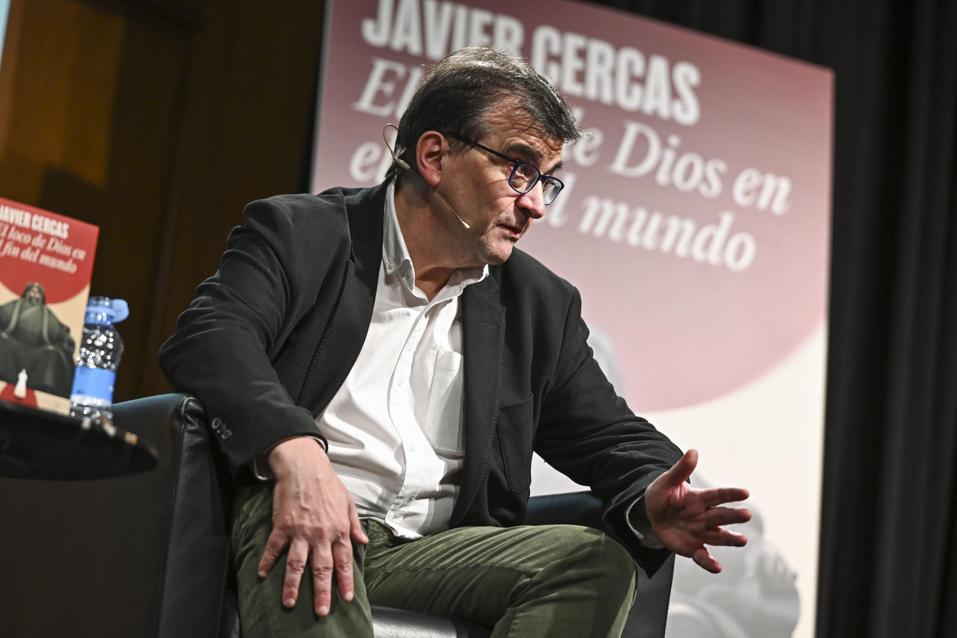 Imagen del escritor Javier Cercas durante la presentación de su nuevo libro, 'El loco de Dios en el fin del mundo' el pasado 31 de marzo. EFE/ Fernando Villar