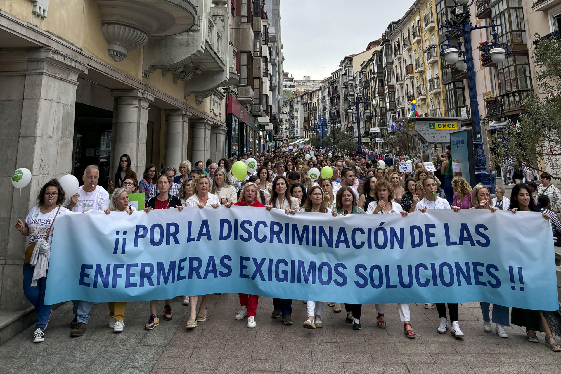 Imagen de archivo de una manifestación del colectivo de enfermería. EFE/ Enrique Serrano Mirones