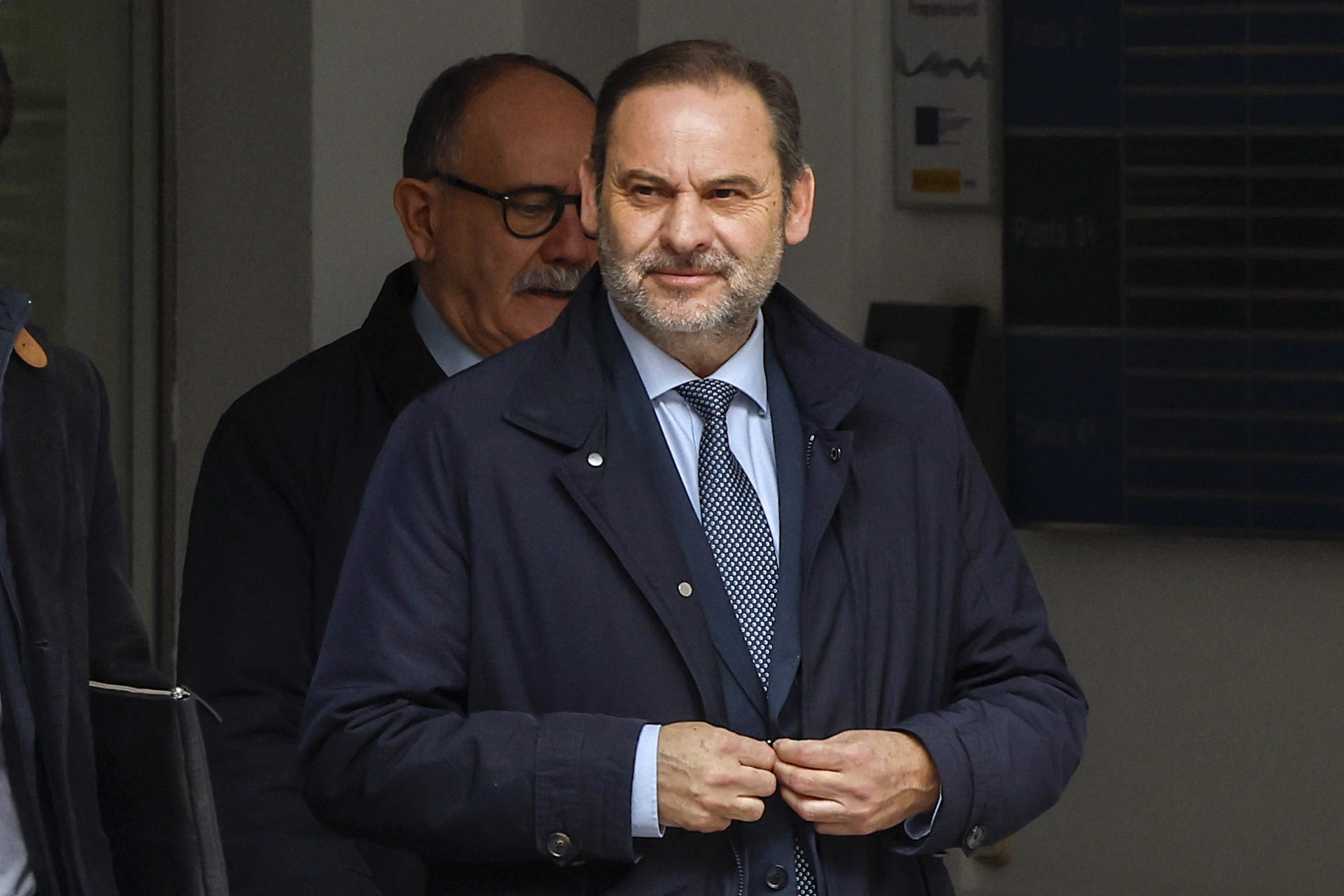 El exministro José Luis Ábalos tras salir del Tribunal Supremo el pasado mes de febrero. EFE/ Chema Moya