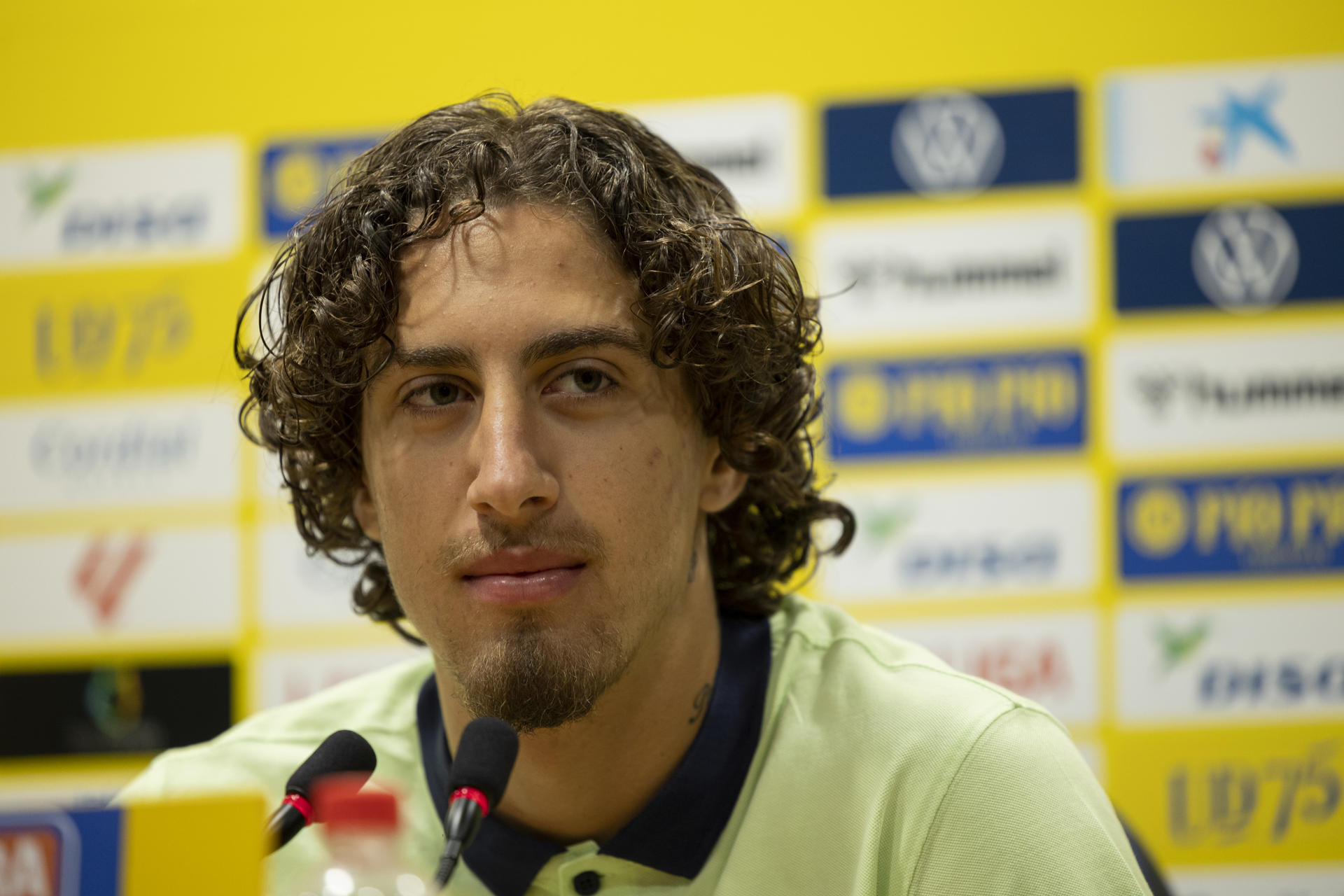 El delantero portugués de la Unión Deportiva Las Palmas, Fabio Silva, en rueda de prensa. EFE/Quique Curbelo