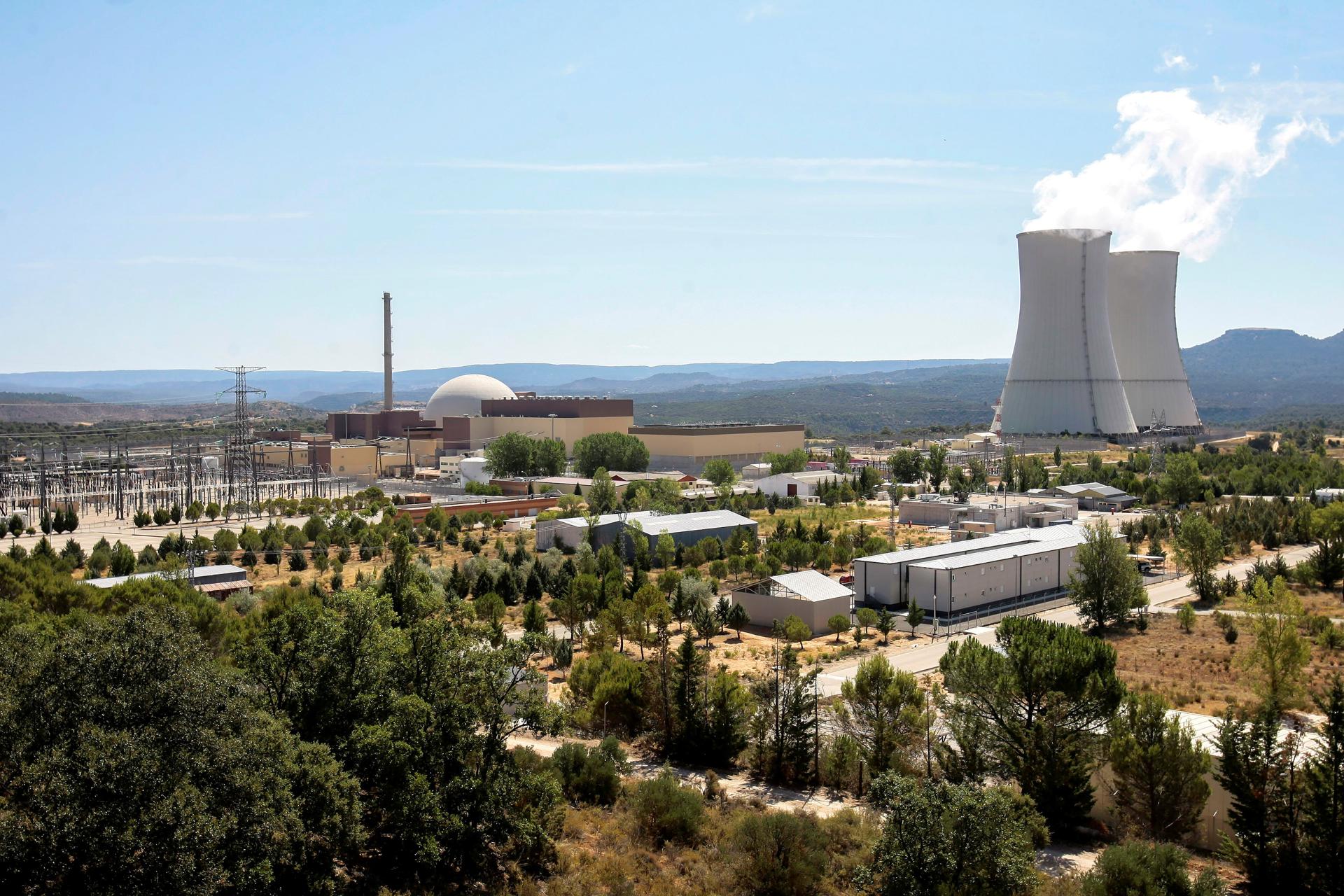 La central nuclear Trillo (Guadalajara) ha notificado esta madrugada también al Consejo de Seguridad Nuclear (CSN) el cese de la situación de prealerta de emergencia al haber recuperado de forma estable la alimentación eléctrica desde el exterior. EFE/ Pepe Zamora