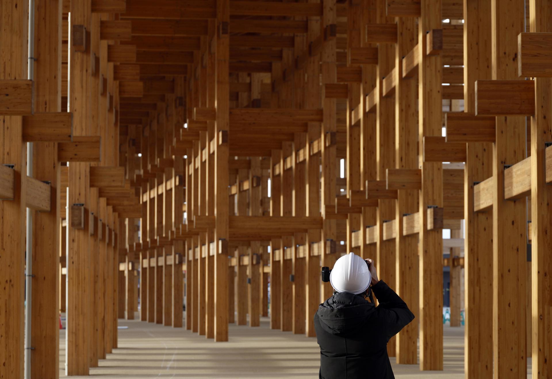 Imagen de archivo de la construcción del 'Grand Ring'. EFE/EPA/FRANCK ROBICHON