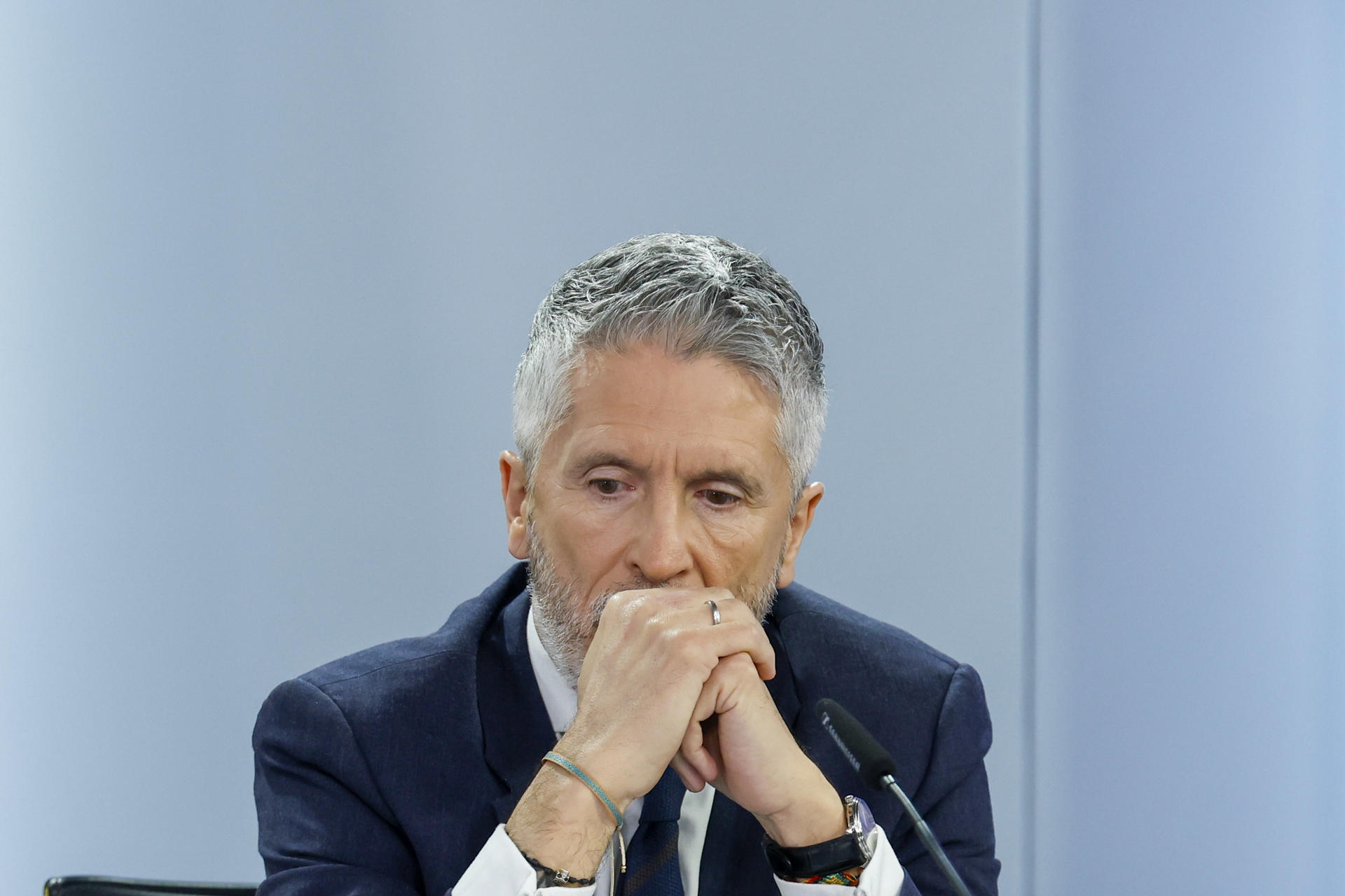 .-El ministro de Interior, Fernando Grande-Marlaska, interviene durante la rueda de prensa posterior a la reunión del Consejo de Ministros , en una imagen de archivo. EFE/ Javier Lizón