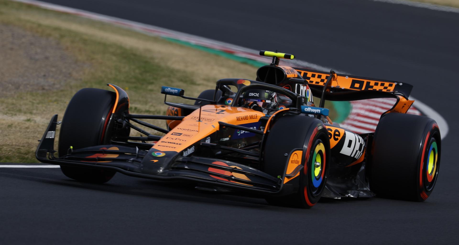 El piloto británico de McLaren, Lando Norris, durante la clasificación para el Gran Premio de Fórmula 1 de Japón 2025 en el Circuito de Suzuka. EFE/EPA/FRANCK ROBICHON