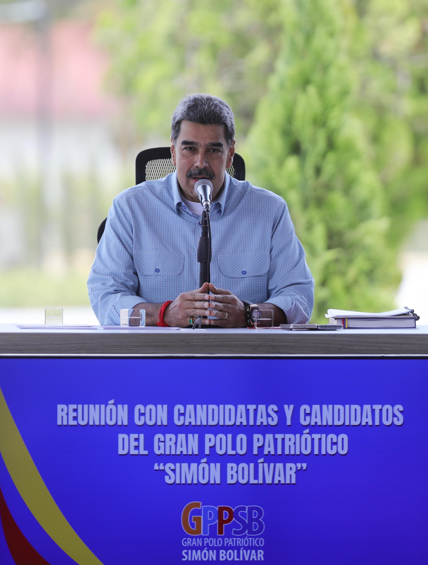Nicolás Maduro, quien juró para un tercer mandato el pasado 10 de enero tras su cuestionada reelección, aseguró que enviará un avión a México el próximo jueves para "rescatar" a "unos 300 migrantes" venezolanos. EFE/ Prensa Del Palacio De Miraflores