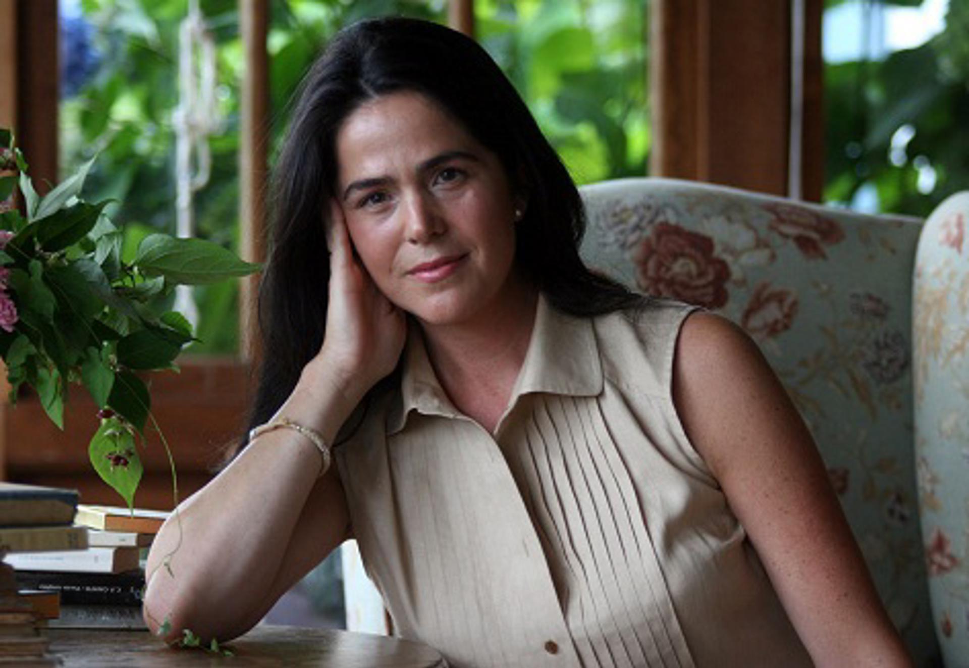 Fotografía de la la bióloga y escritora Mónica Fernández-Aceytuno, autora de 'Mañana es tarde' , facilitada por la Editorial Espasa. EFE