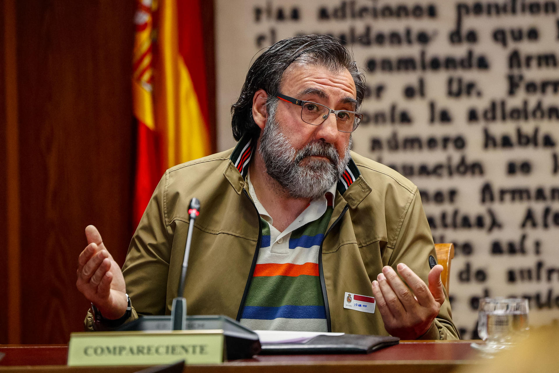 Joseba García Izaguirre, hermano de Koldo, ambos investigados judicialmente en un presunto caso de corrupción, comparece en la comisión del Senado que investiga las responsabilidades políticas, este miércoles. EFE/ Daniel Gonzalez