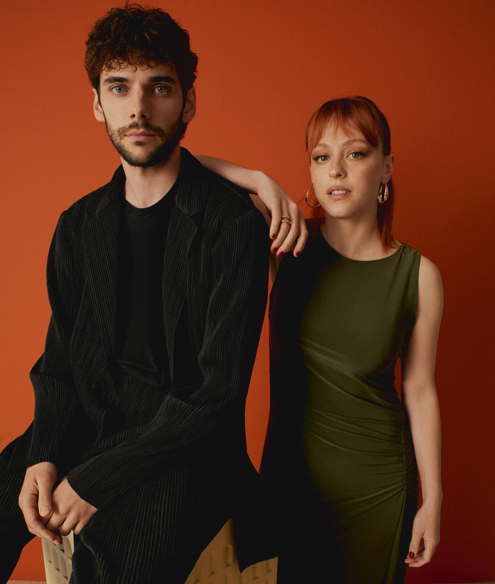 Imagen de los protagonistas de 'El jardinero' cedida por Netflix. Pablo Zamora.