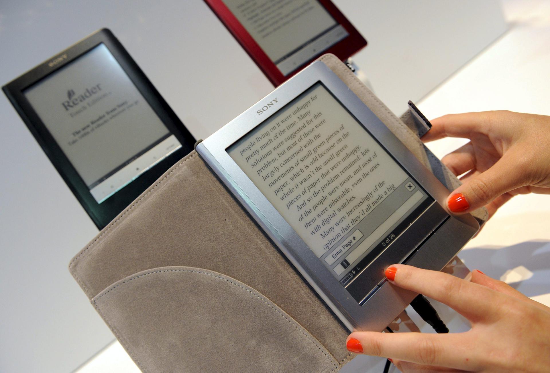 Imagen de archivo de un libro digital. EFE/Rainer Jensen