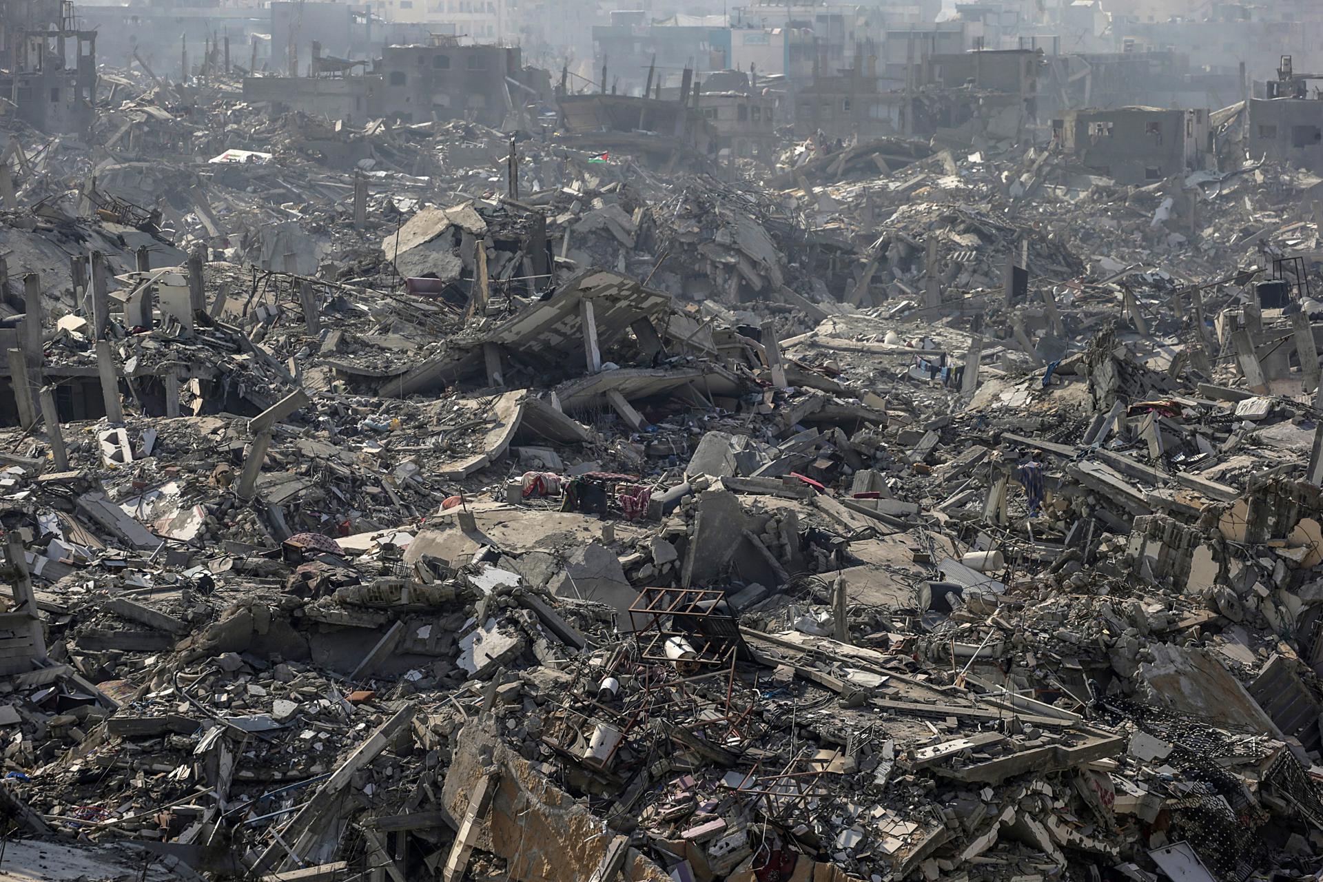 Edificios destruidos en el norte de la Franja de Gaza, el 30 de enero de 2025. EFE/EPA/MOHAMMED SABER