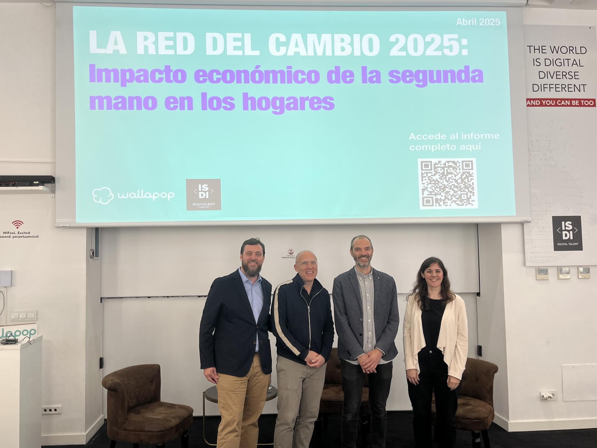 Dirigentes de la plataforma Wallapop y de la escuela de negocios digital ISDI en la presentación de la V edición del informe ‘La Red del Cambio’. EFE