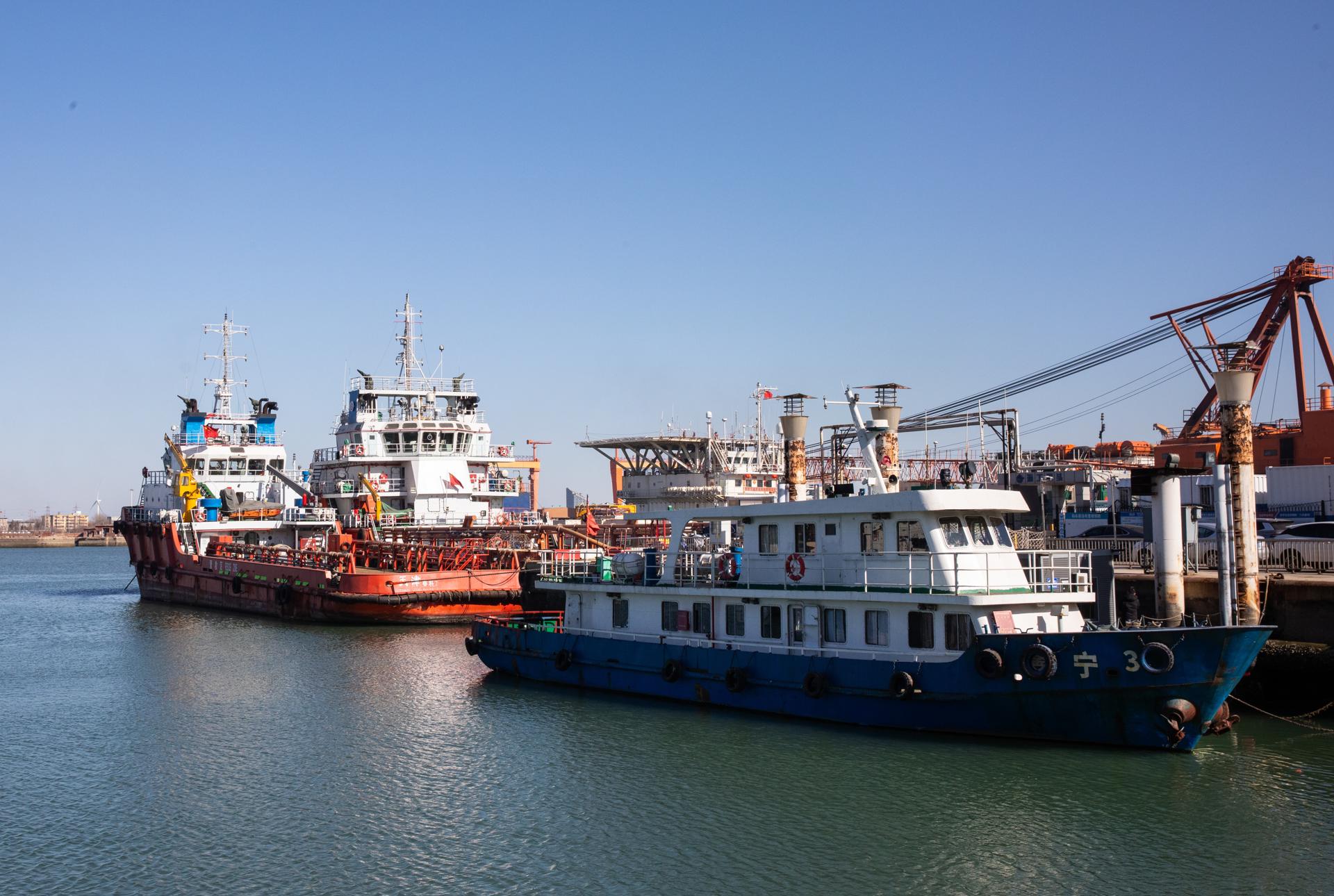 Imagen de archivo de barcos petroleros atracados en el puerto de Tianjin, China. EFE/EPA/JESSICA LEE